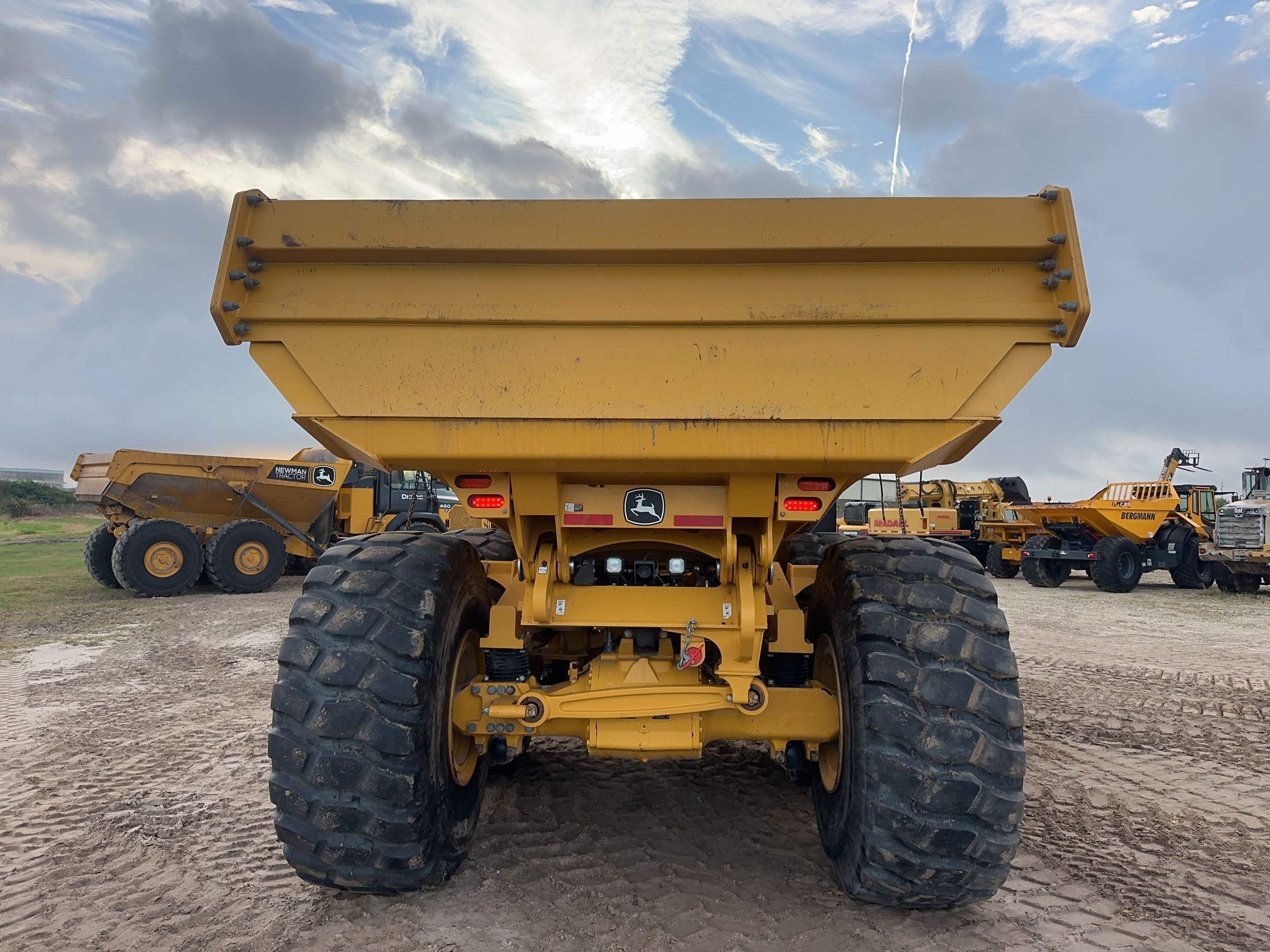 2023 JOHN DEERE 460P Photo 4 Thumbnail