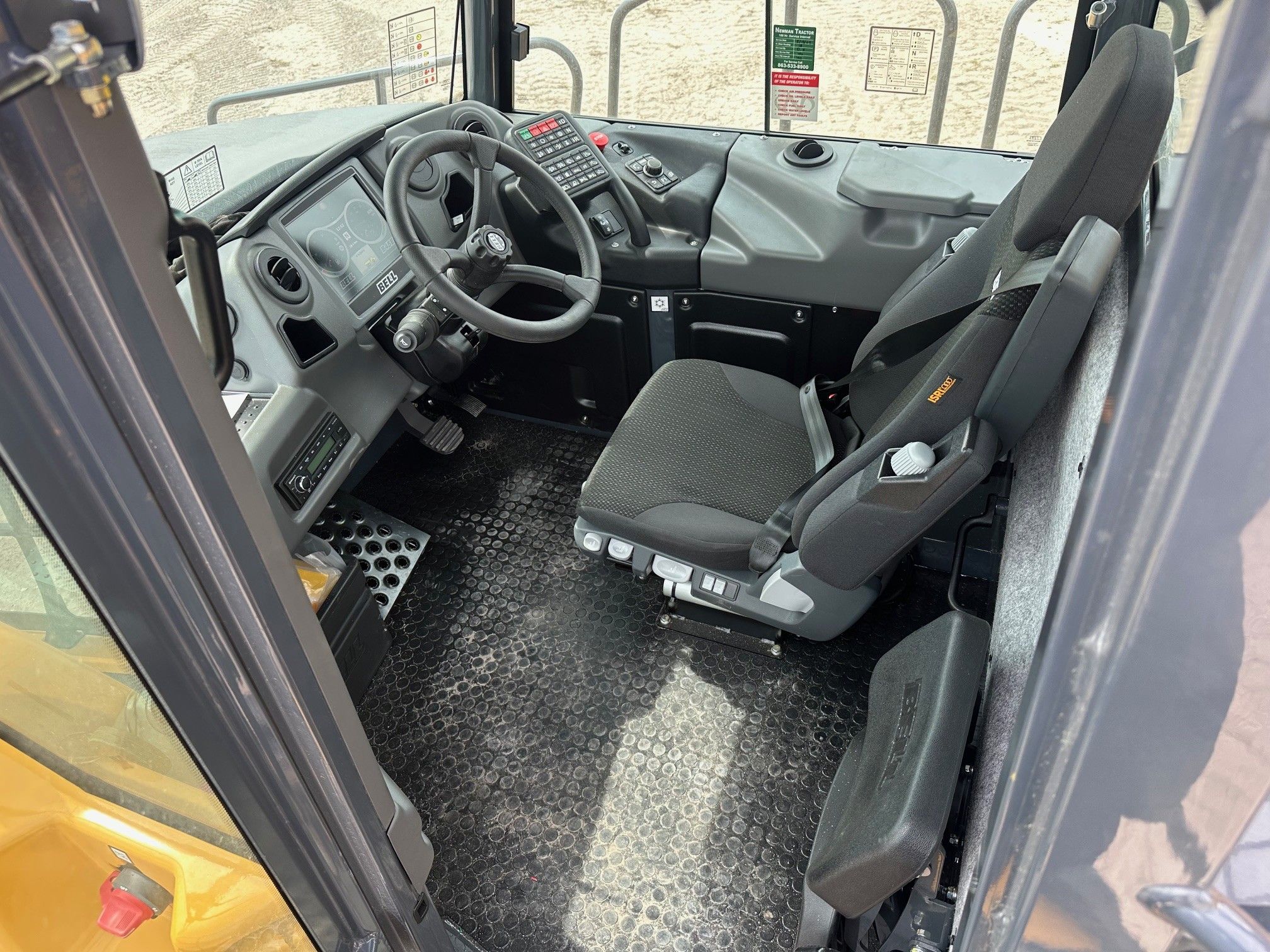 2025 BELL B45E Photo 7 Thumbnail