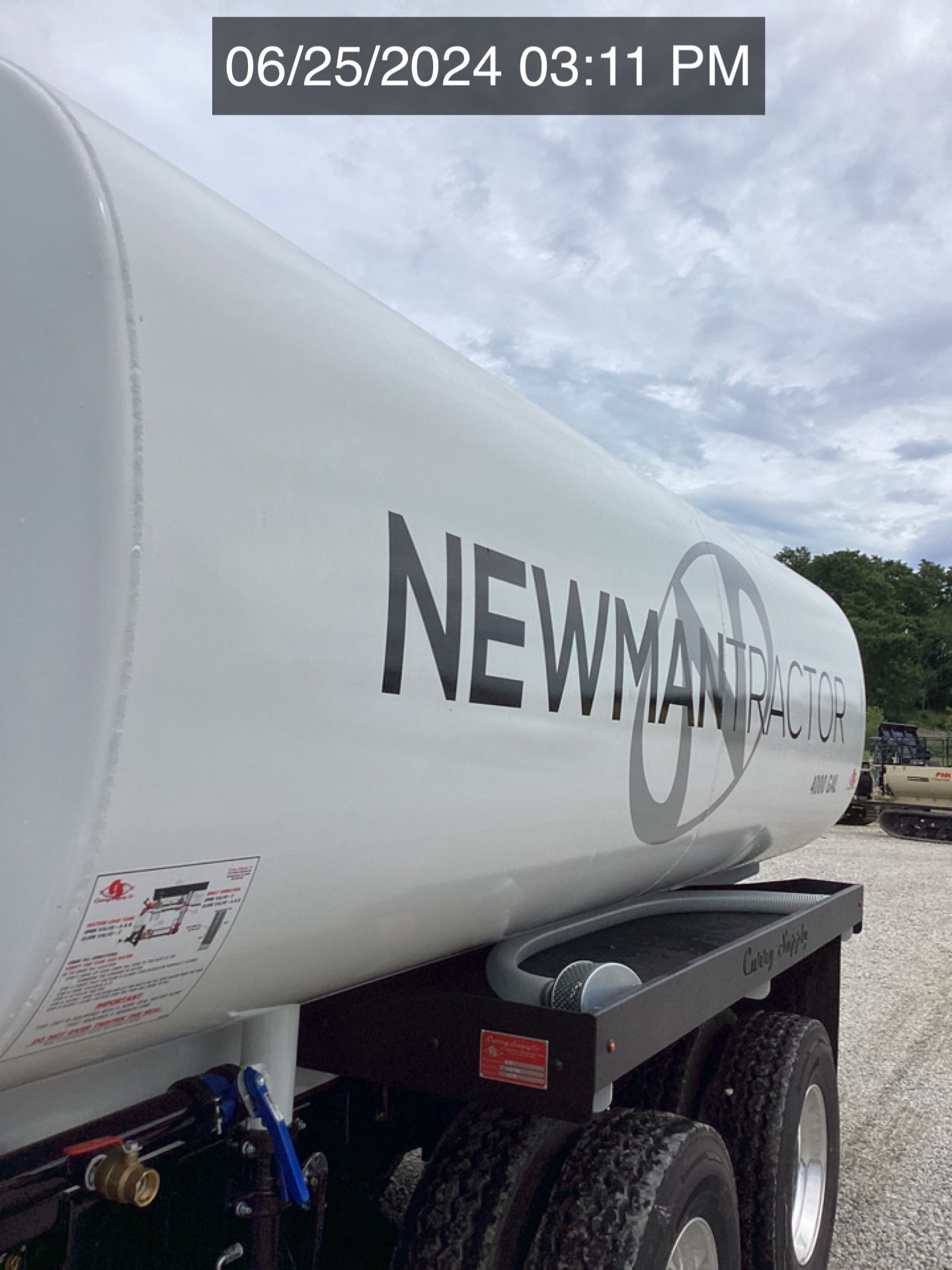 2025 PETERBILT 548 WATER Photo 11 Thumbnail