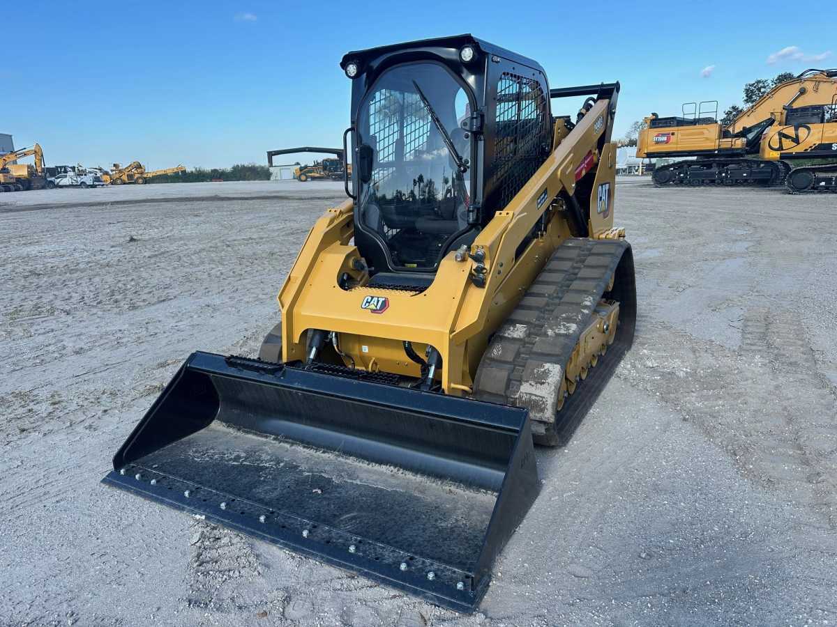 2024 CAT 299D3 Photo 1