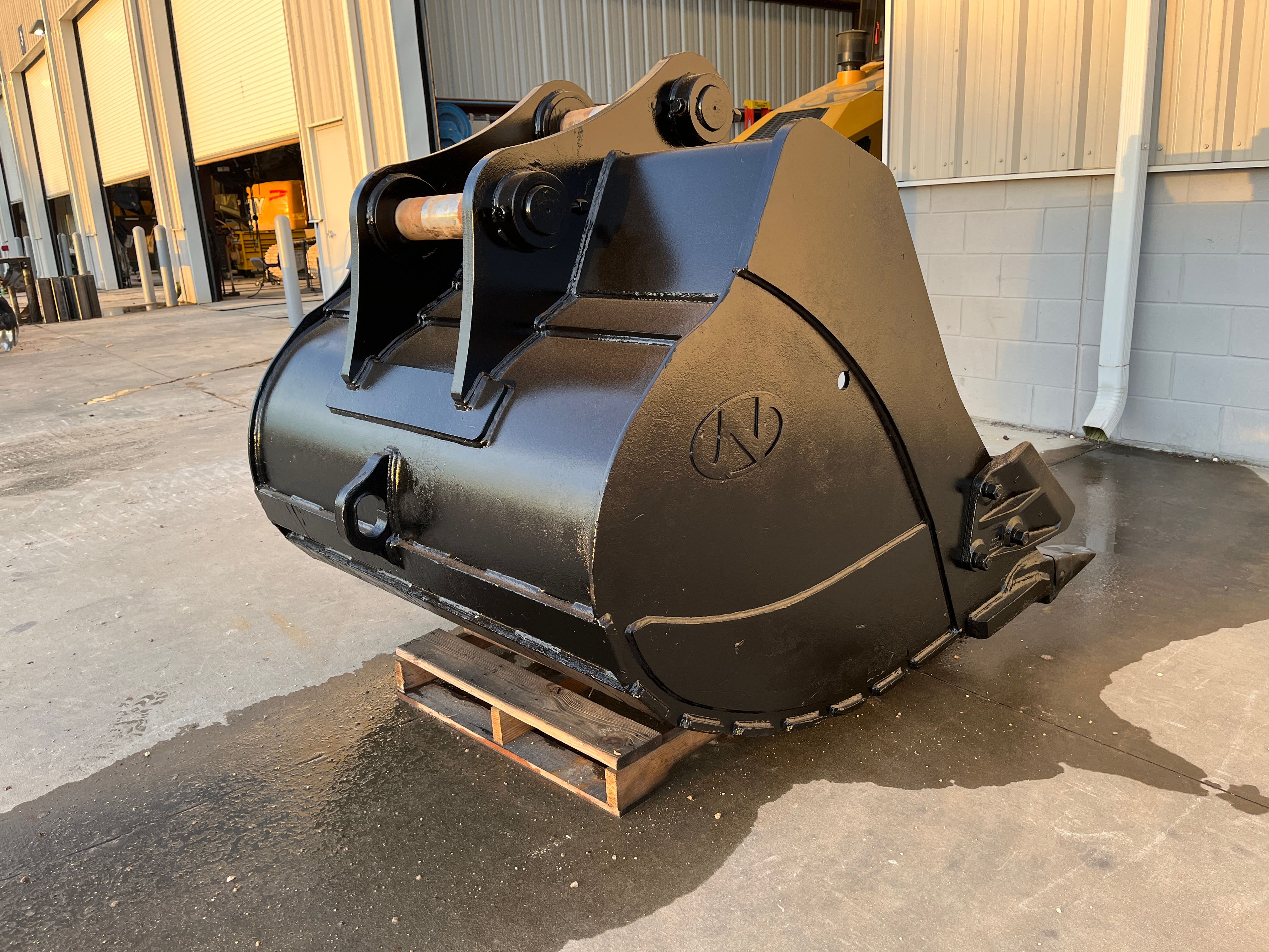 60" EXCAVATOR DIGGING BUCKET 90MM PIN Photo 3 Thumbnail