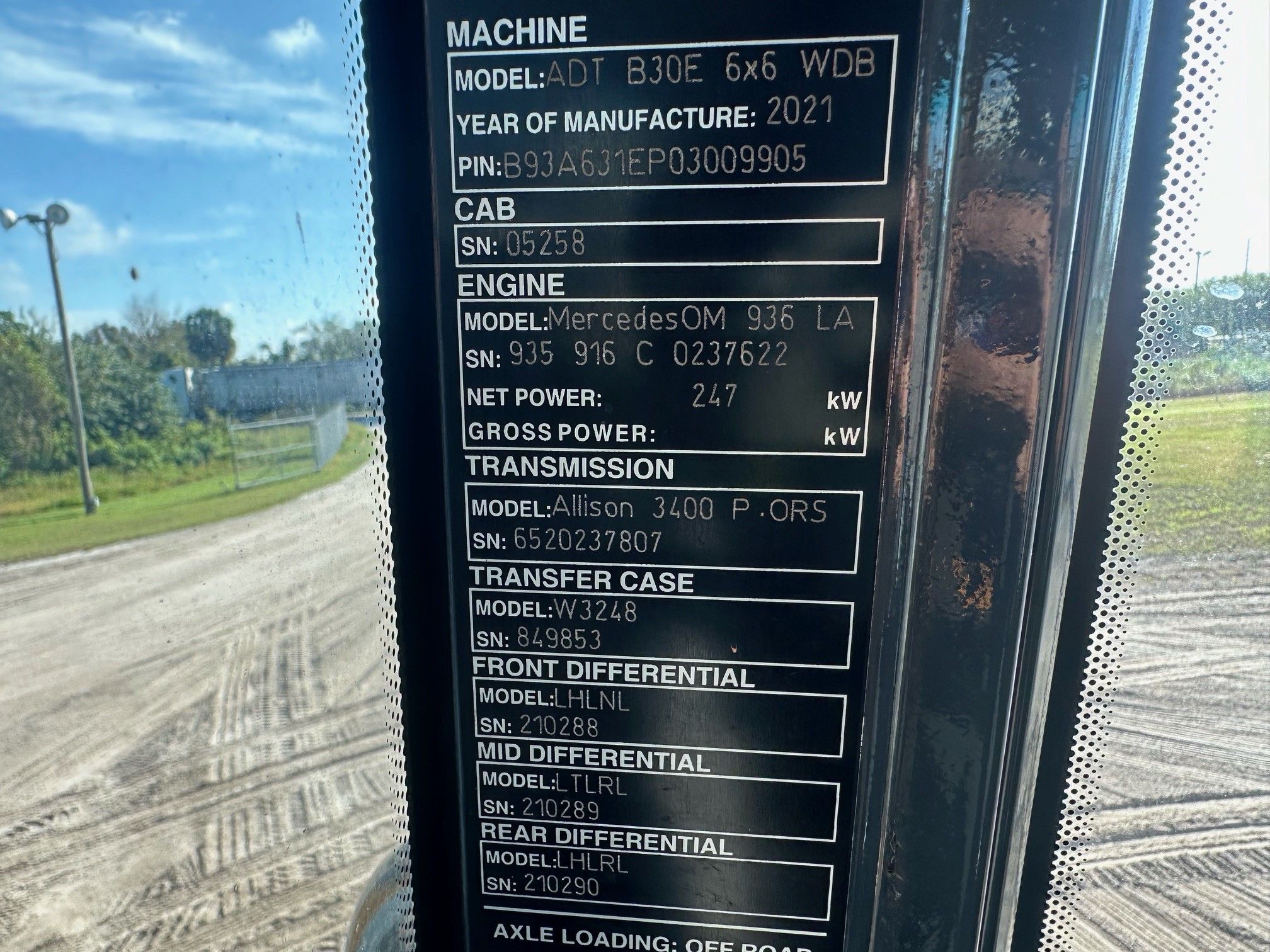 2021 BELL B30E Photo 10 Thumbnail