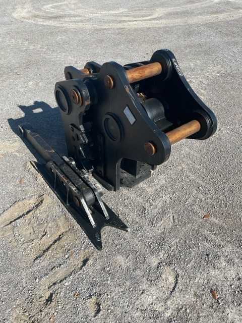 CONCRETE PULVERIZER Photo 1