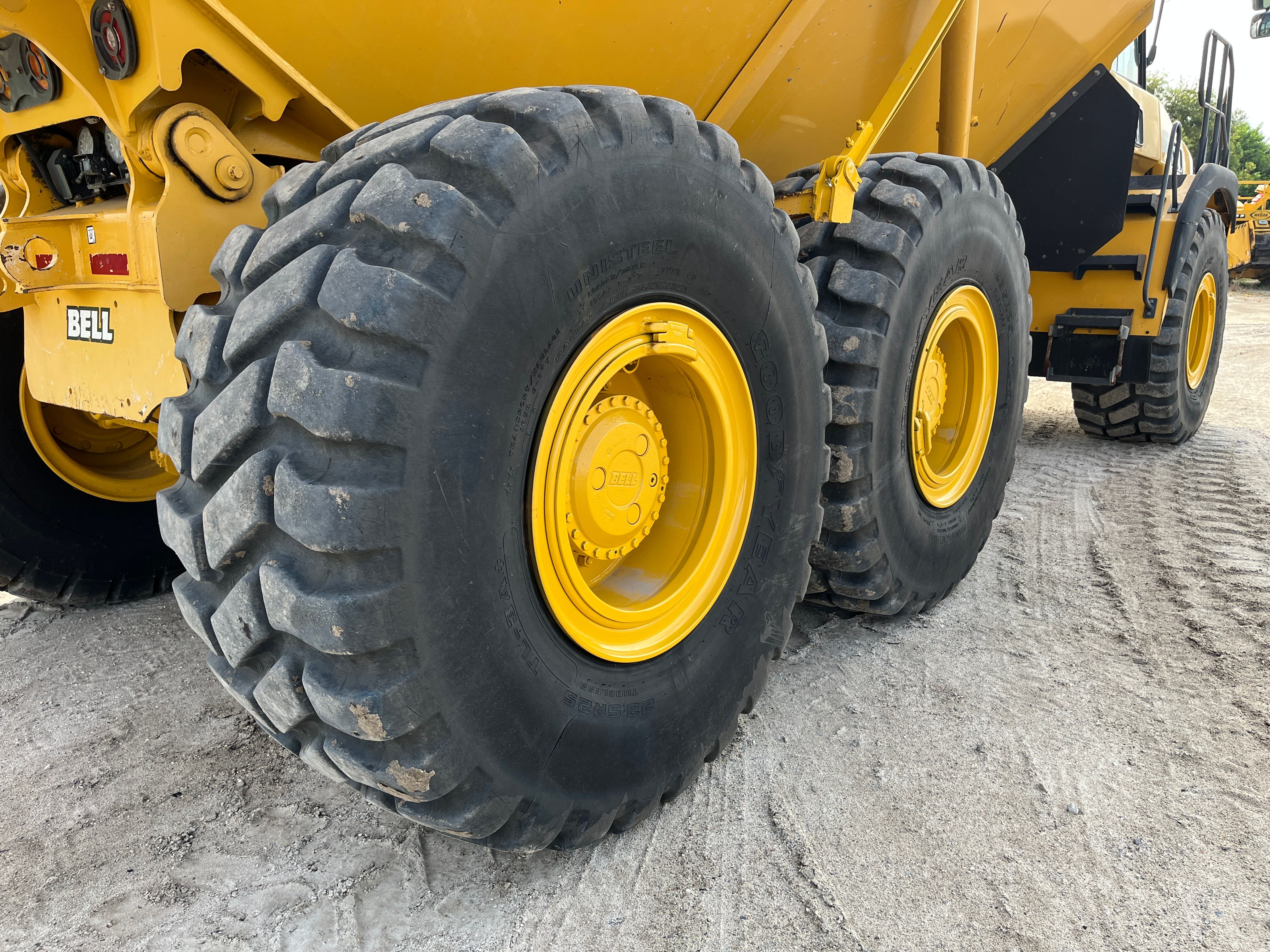 2020 BELL B30E Photo 14 Thumbnail