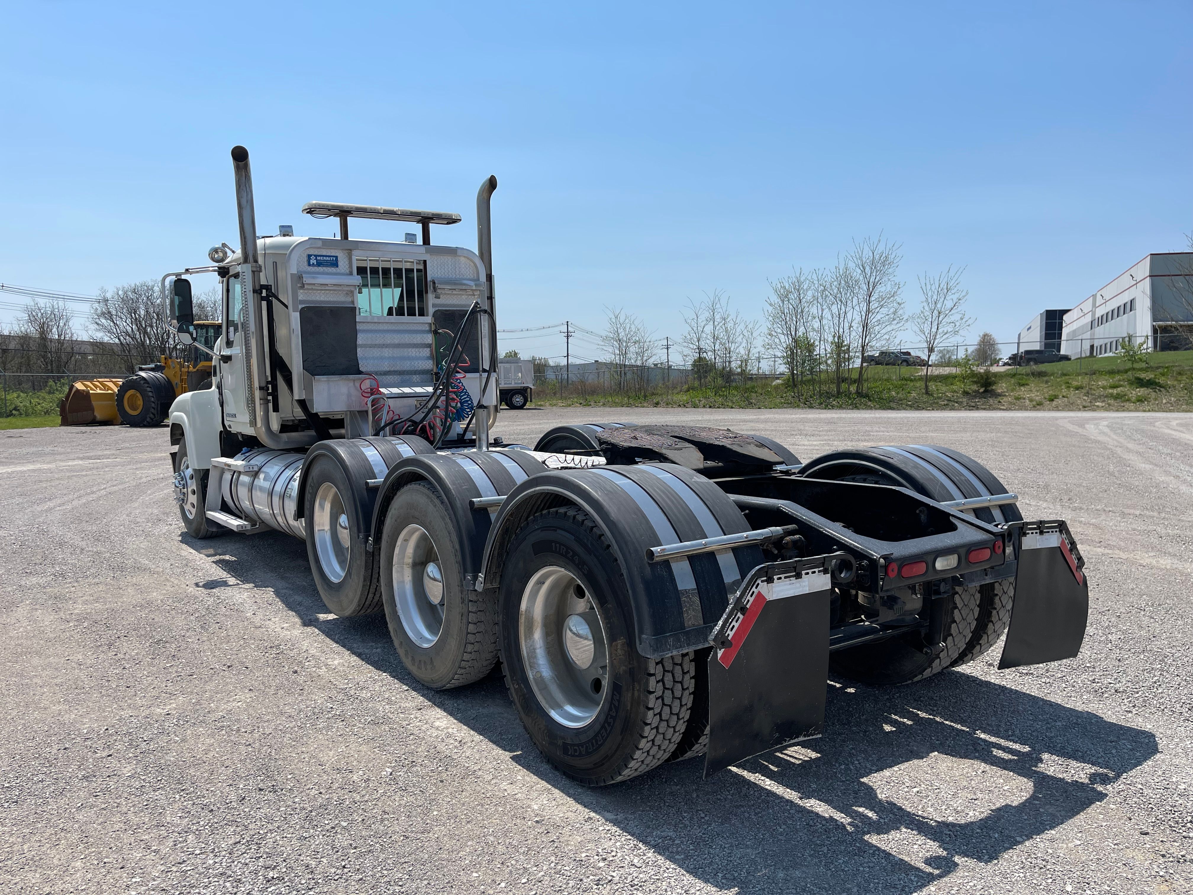 2016 MACK CHU613 Photo 3 Thumbnail