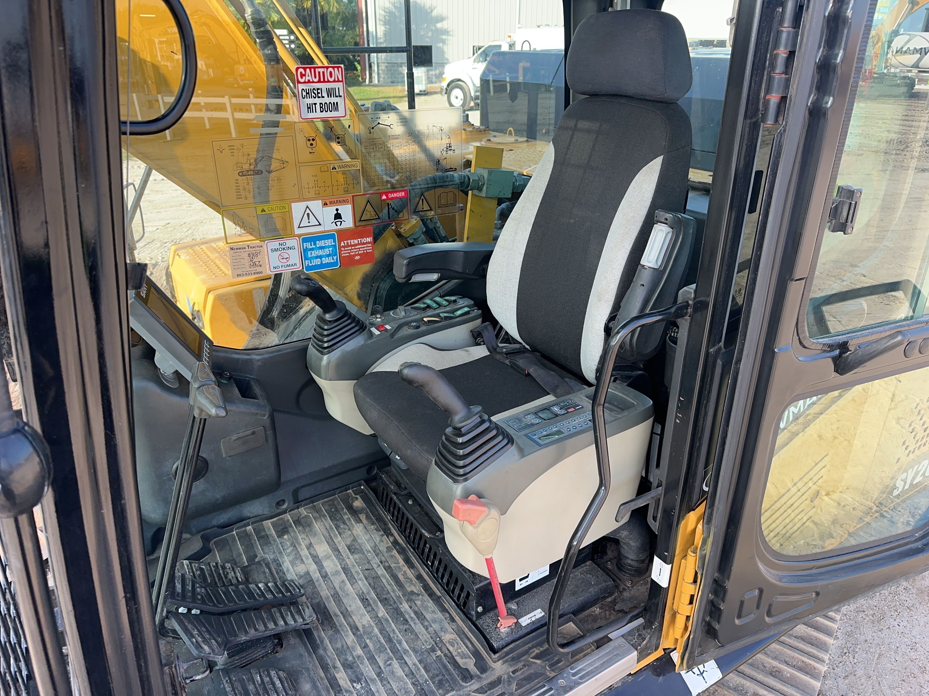 2018 SANY SY265C Photo 9 Thumbnail