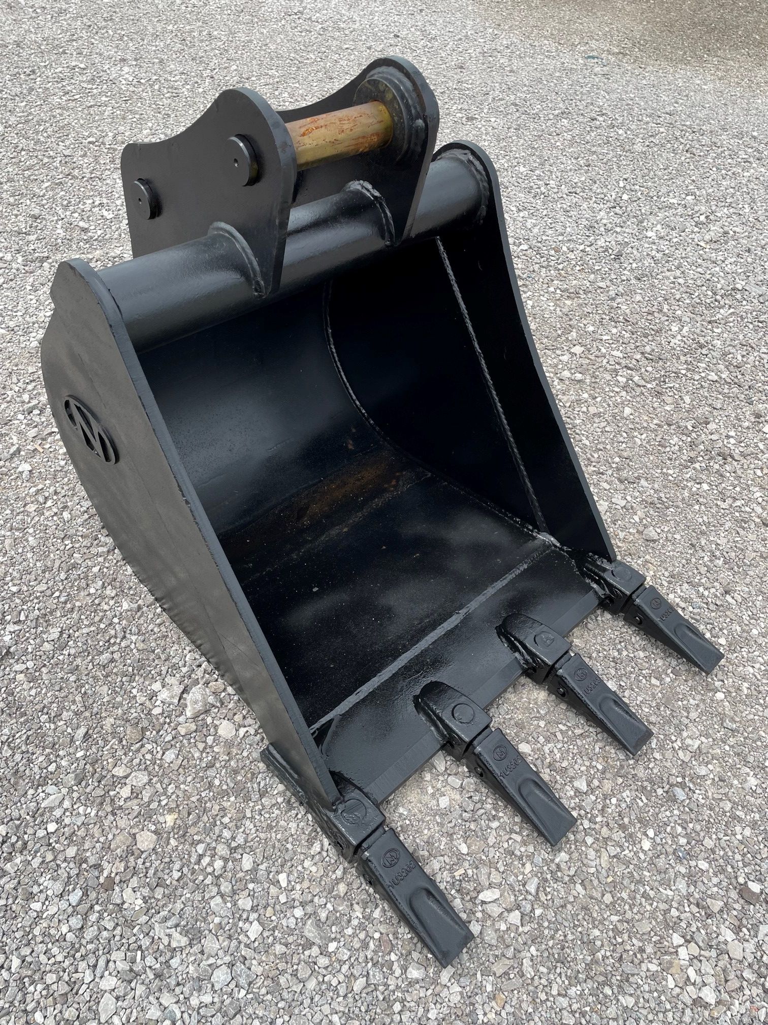 24" EXCAVATOR DIGGING BUCKET 45MM PIN Photo 5 Thumbnail