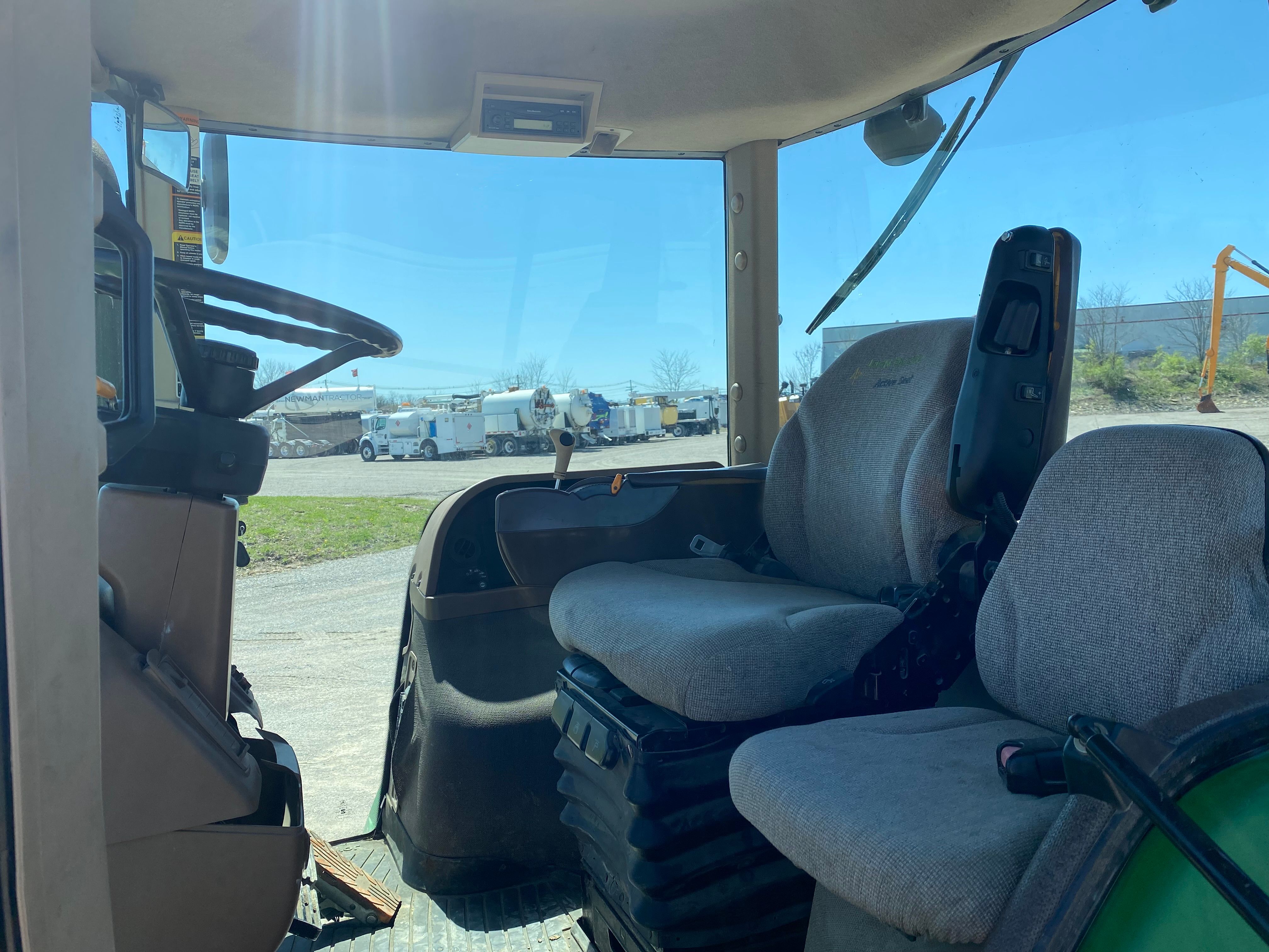 2006 JOHN DEERE 7920 Photo 8 Thumbnail