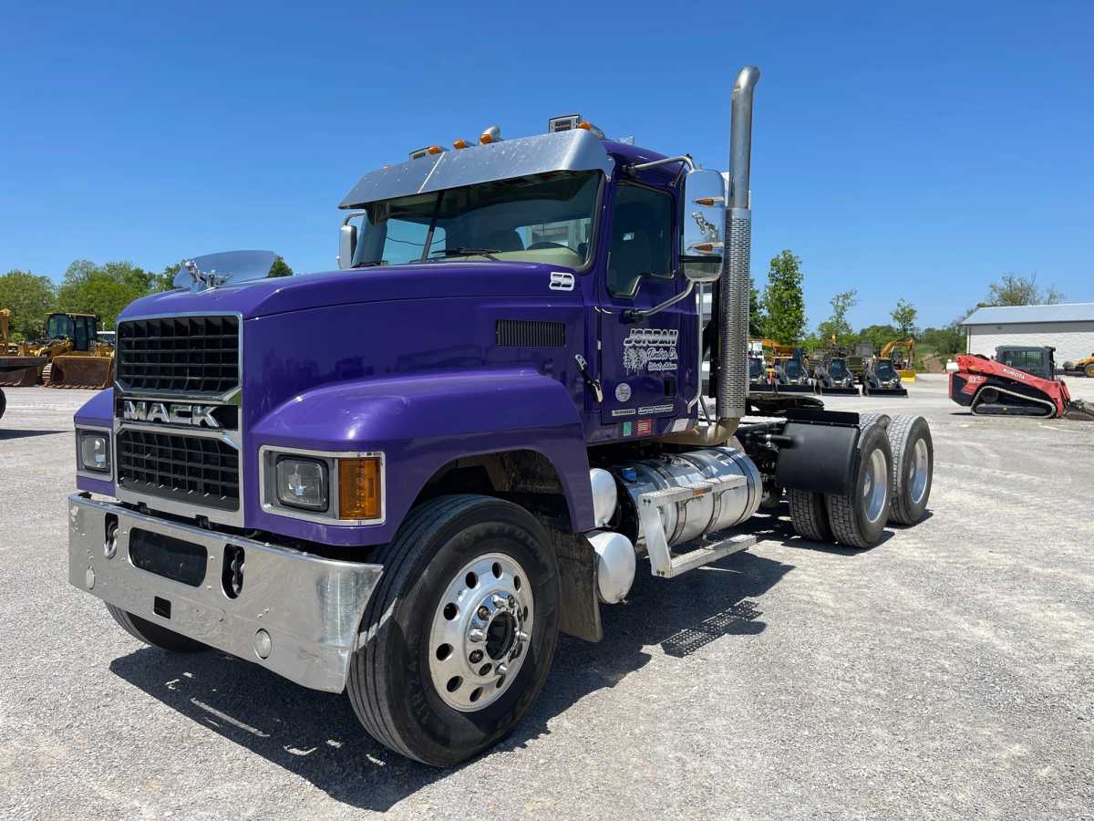 2021 MACK PI64T Photo 1