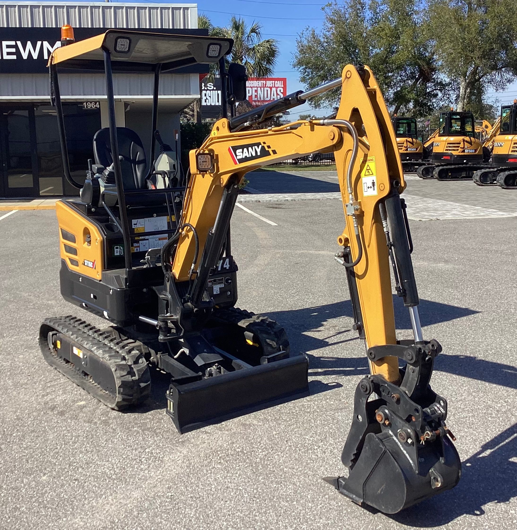  SANY SY16C Photo 6 Thumbnail