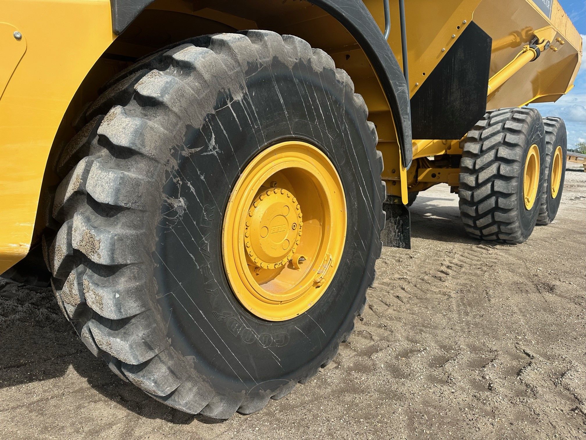 2021 BELL B30E Photo 10 Thumbnail