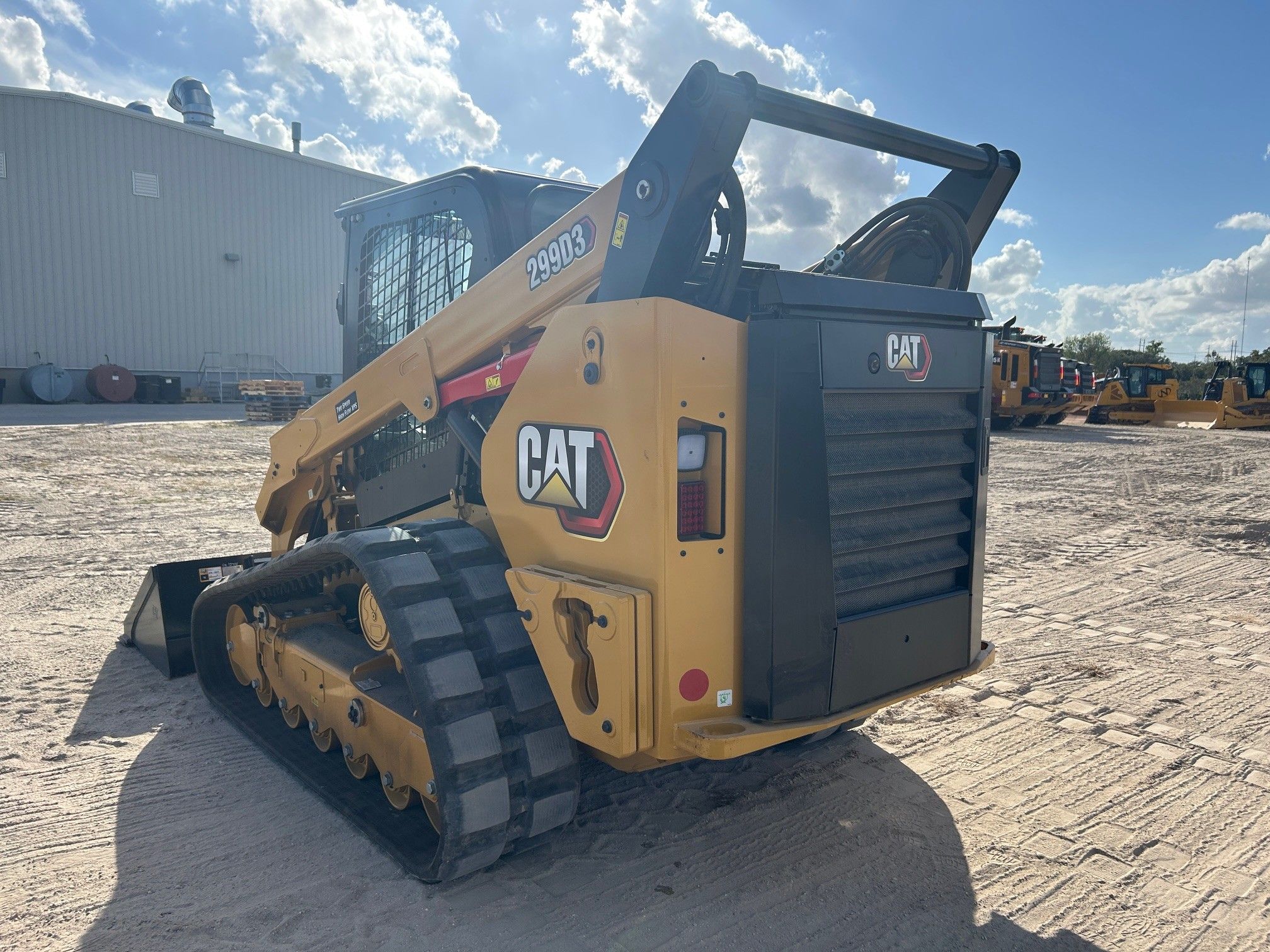 2024 CAT 299D3 Photo 3 Thumbnail