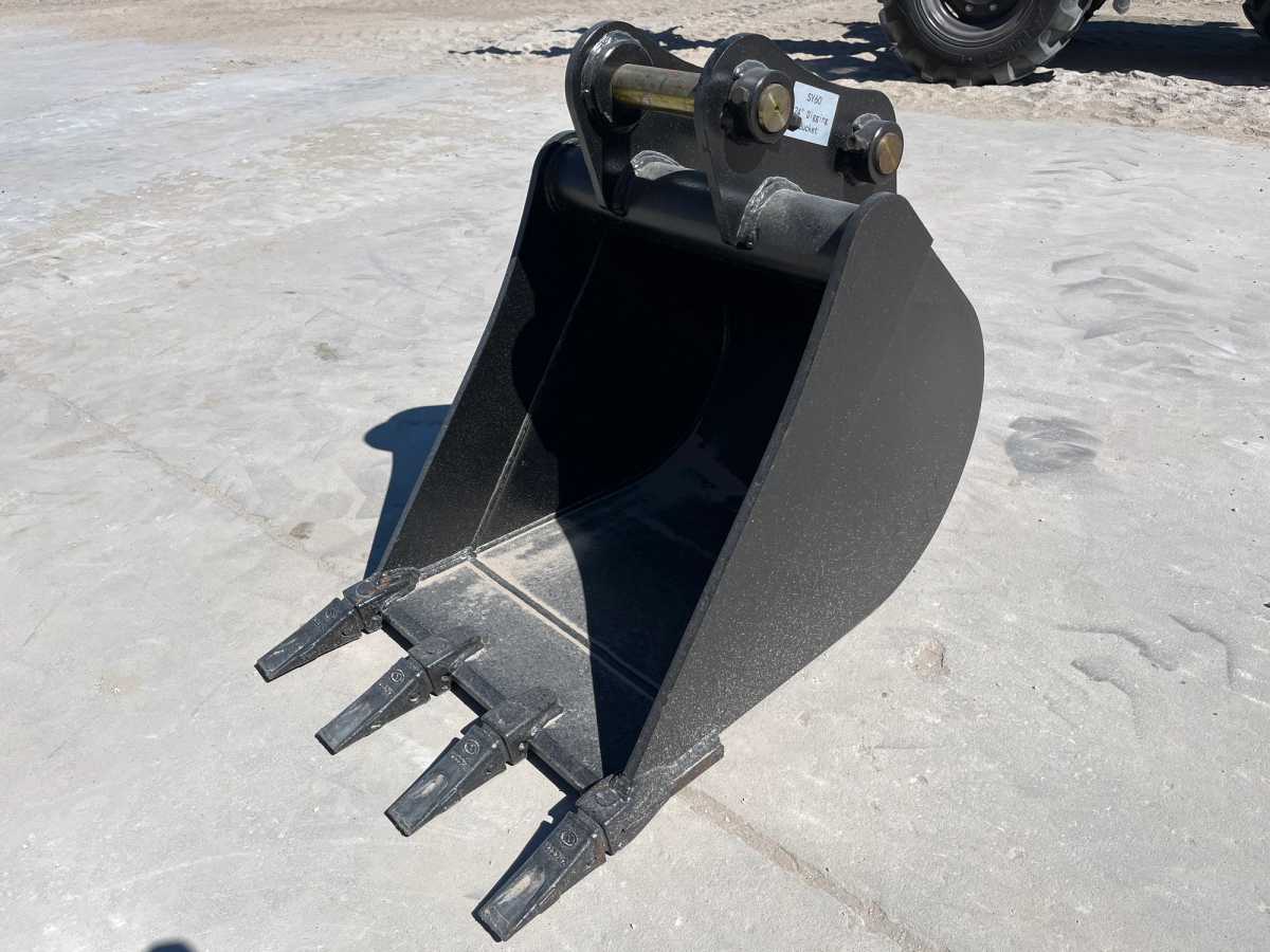 24" BUCKET FOR SY60C Photo 1
