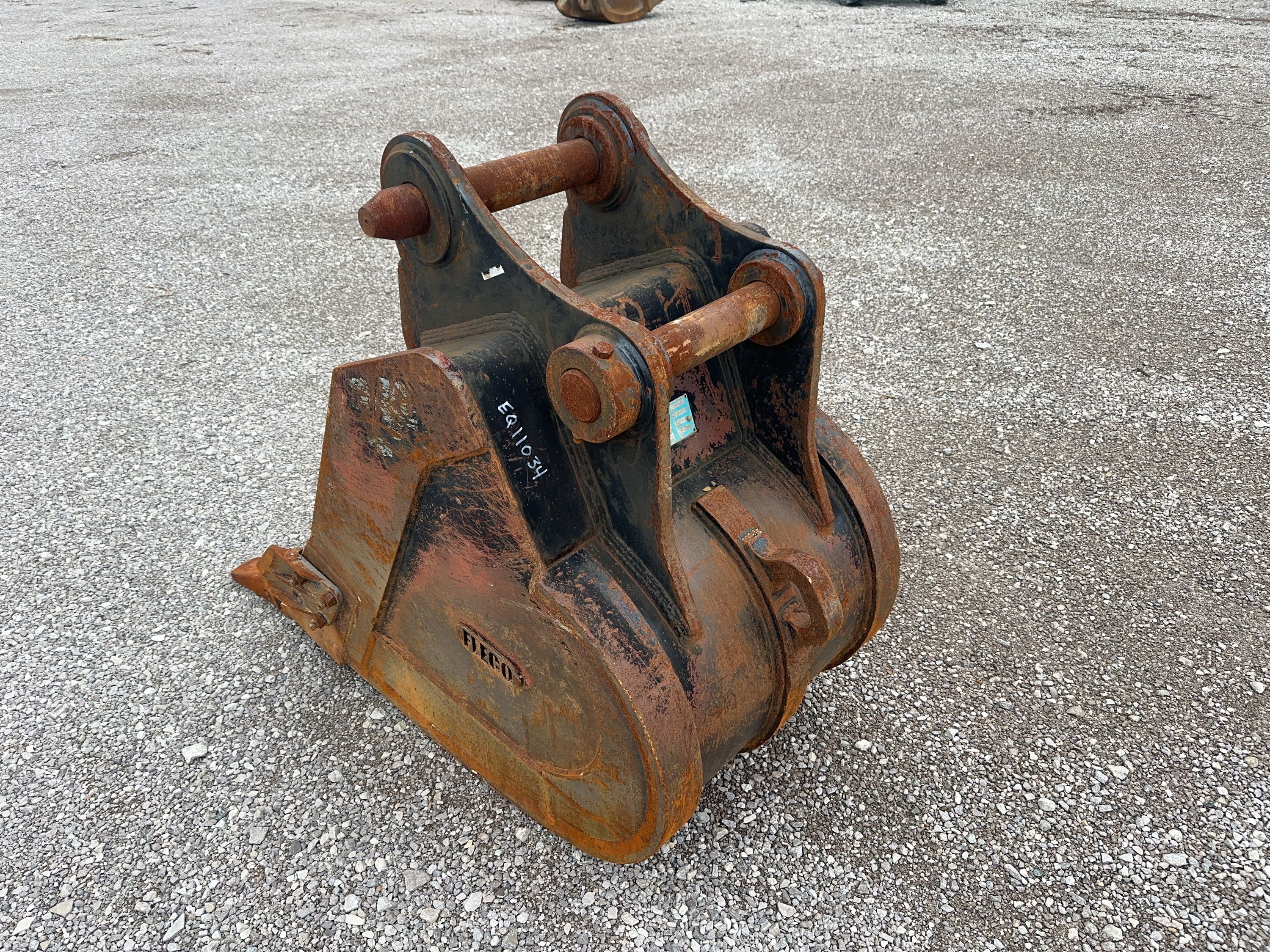 36" BUCKET FOR SY365C Photo 3 Thumbnail