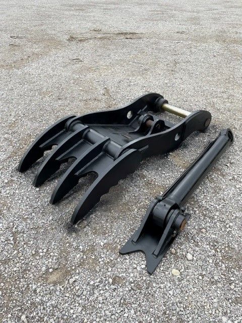 THUMB FOR SY365C (FOR USE W/ QUICK COUPLER) Photo 3 Thumbnail