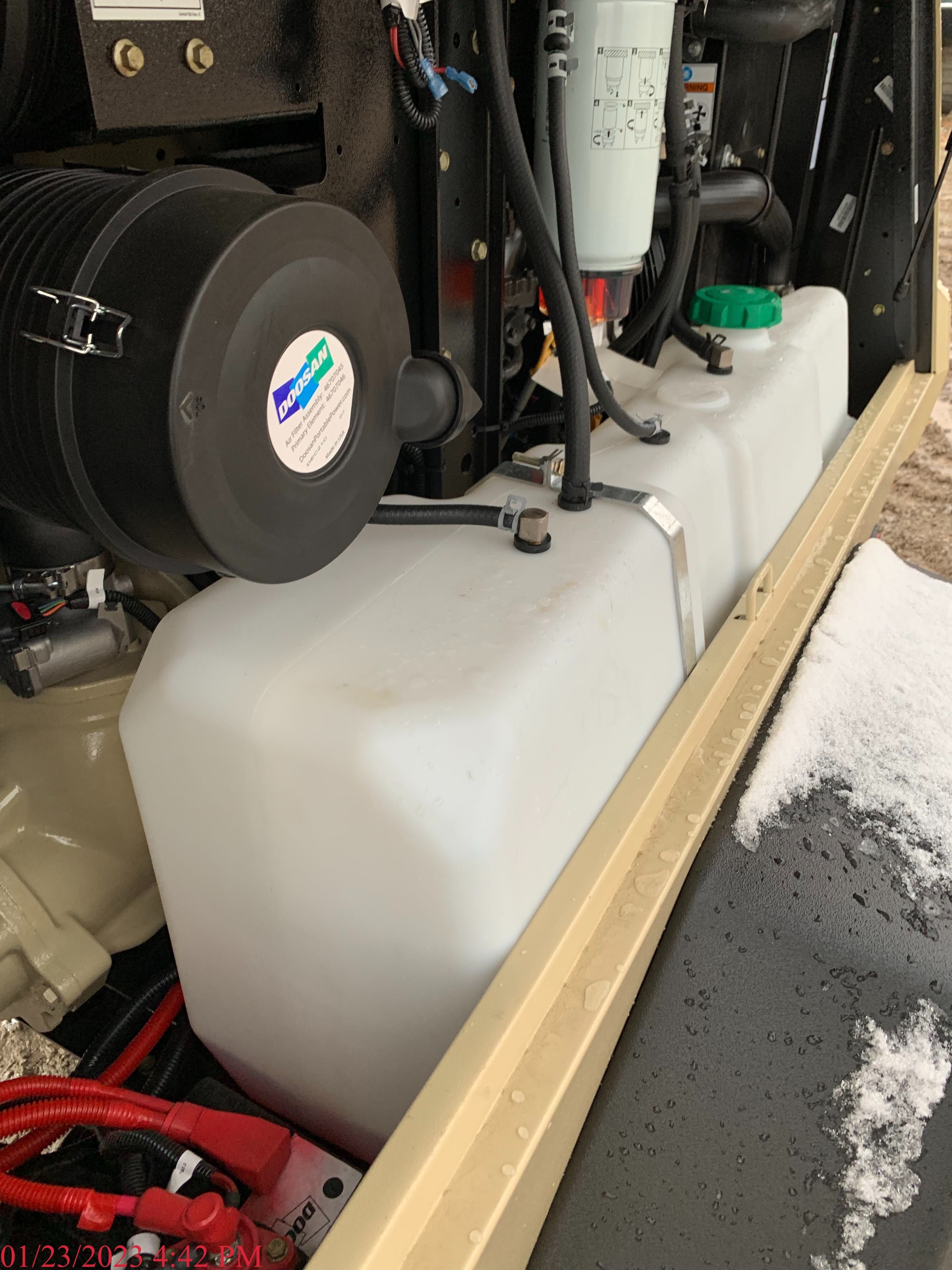 2023 DOOSAN P185 Photo 5 Thumbnail