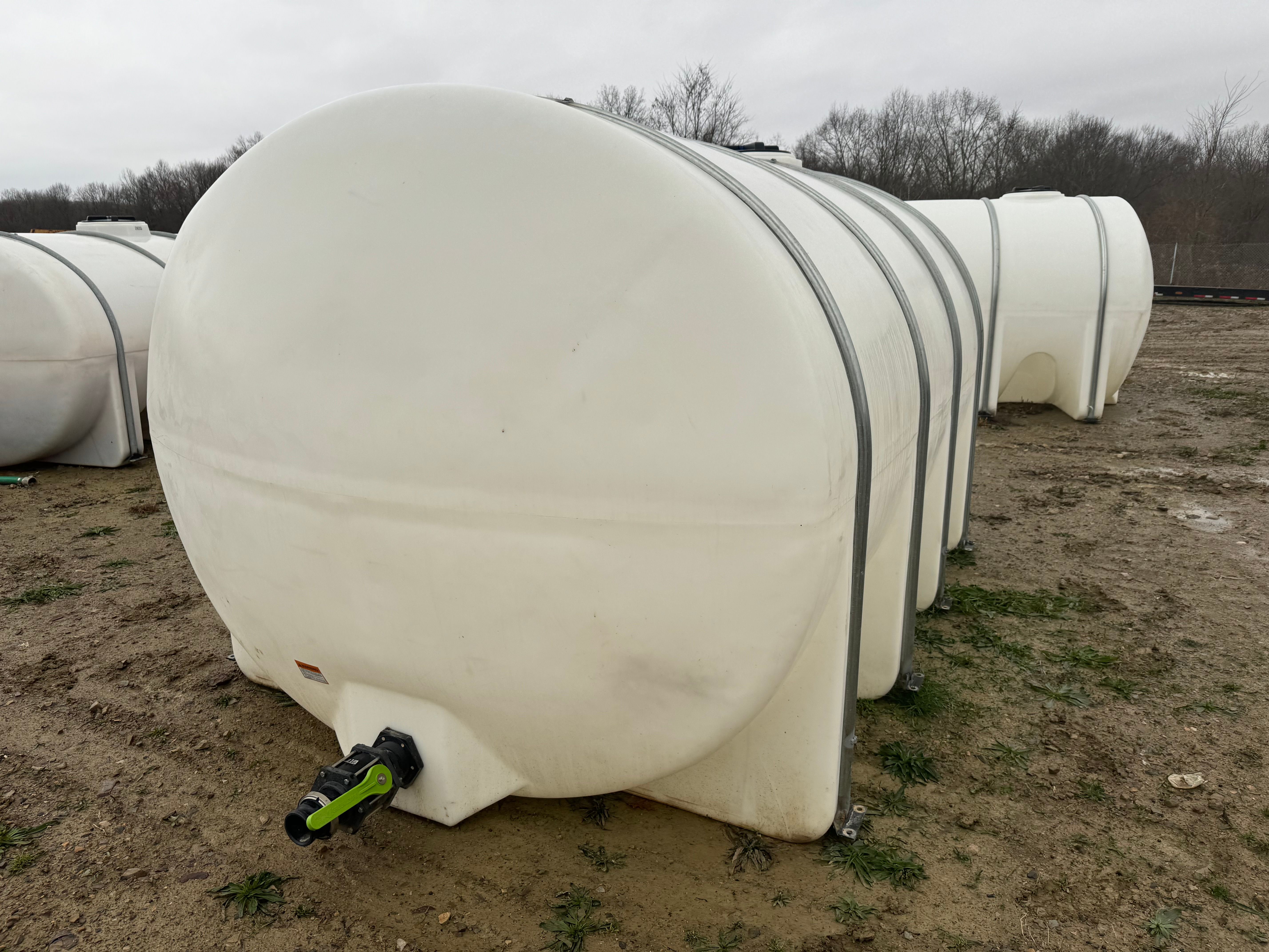 3135 GALLON WATER TANK Photo 3 Thumbnail