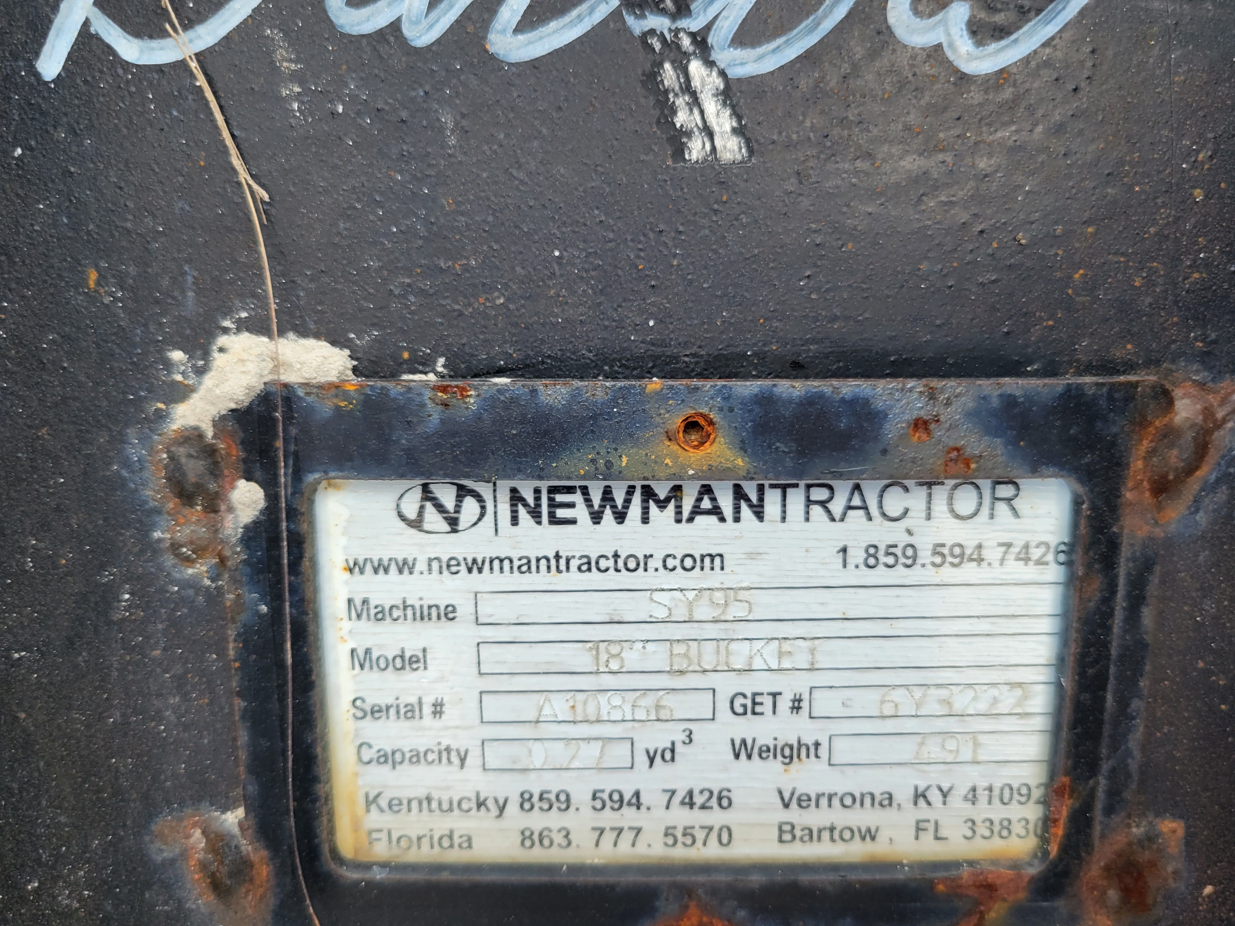 18" BUCKET FOR SY95C Photo 4 Thumbnail