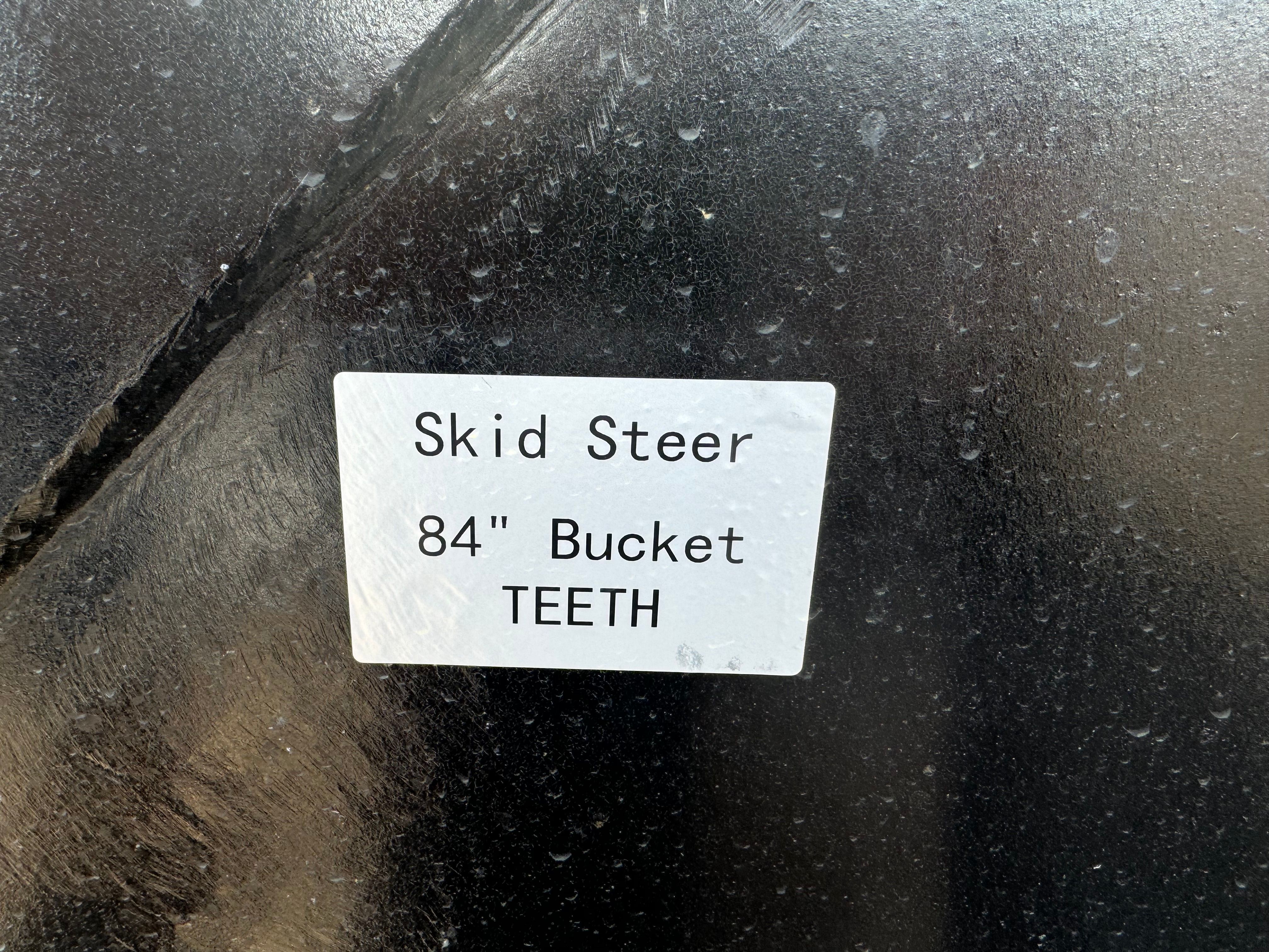 84" SKID STEER BUCKET WITH TEETH Photo 3 Thumbnail