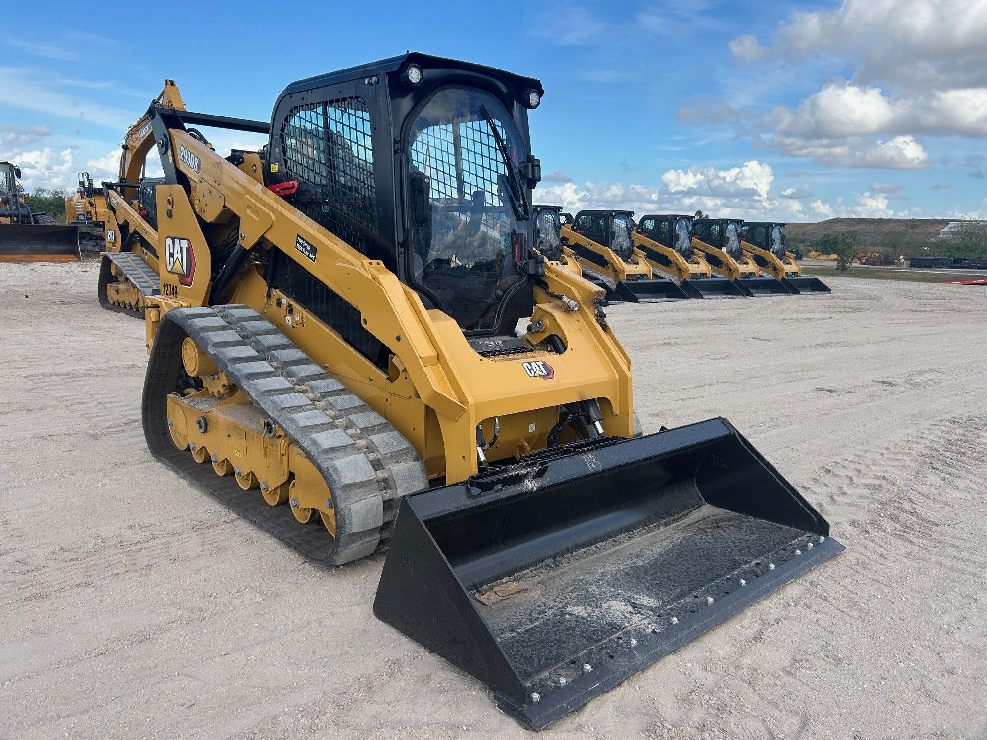 2024 CAT 299D3 Photo 6 Thumbnail