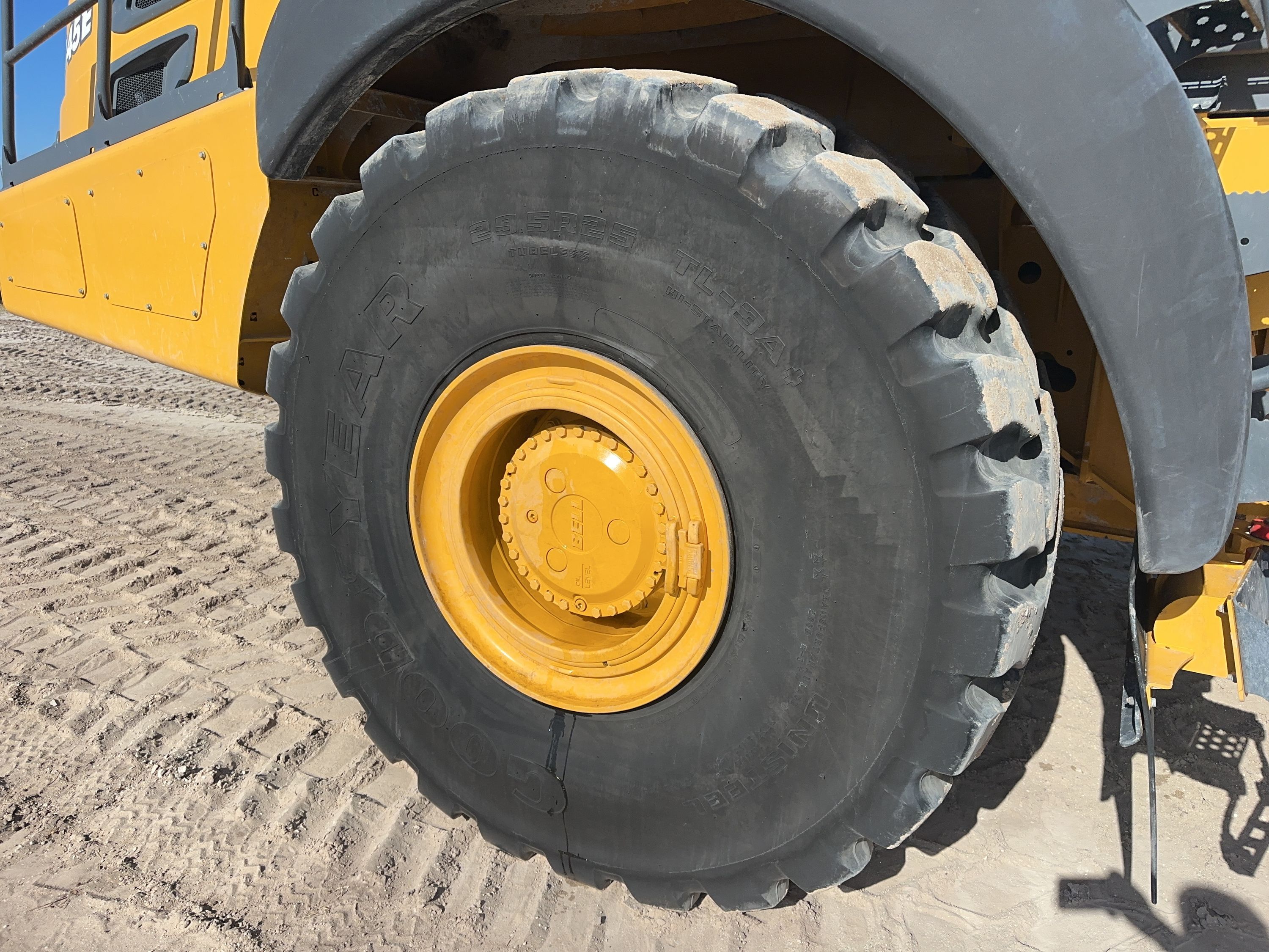 2025 BELL B45E Photo 15 Thumbnail