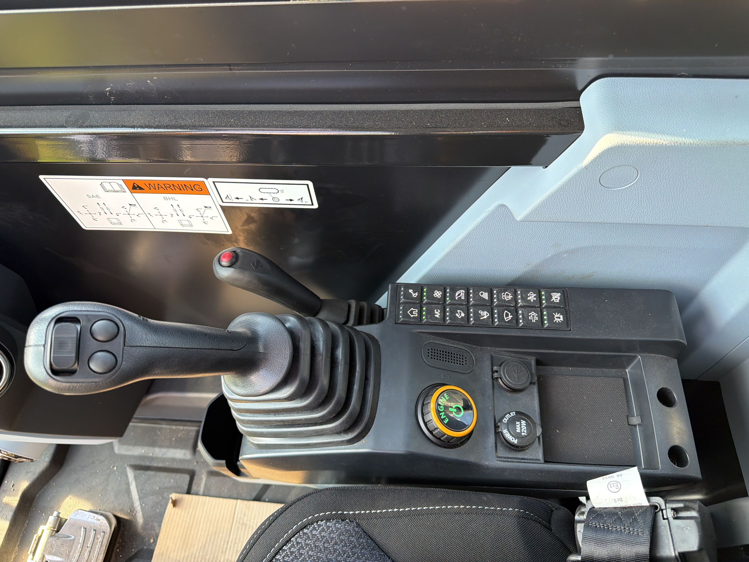 Equipment Photo - EQ14048 Thumbnail