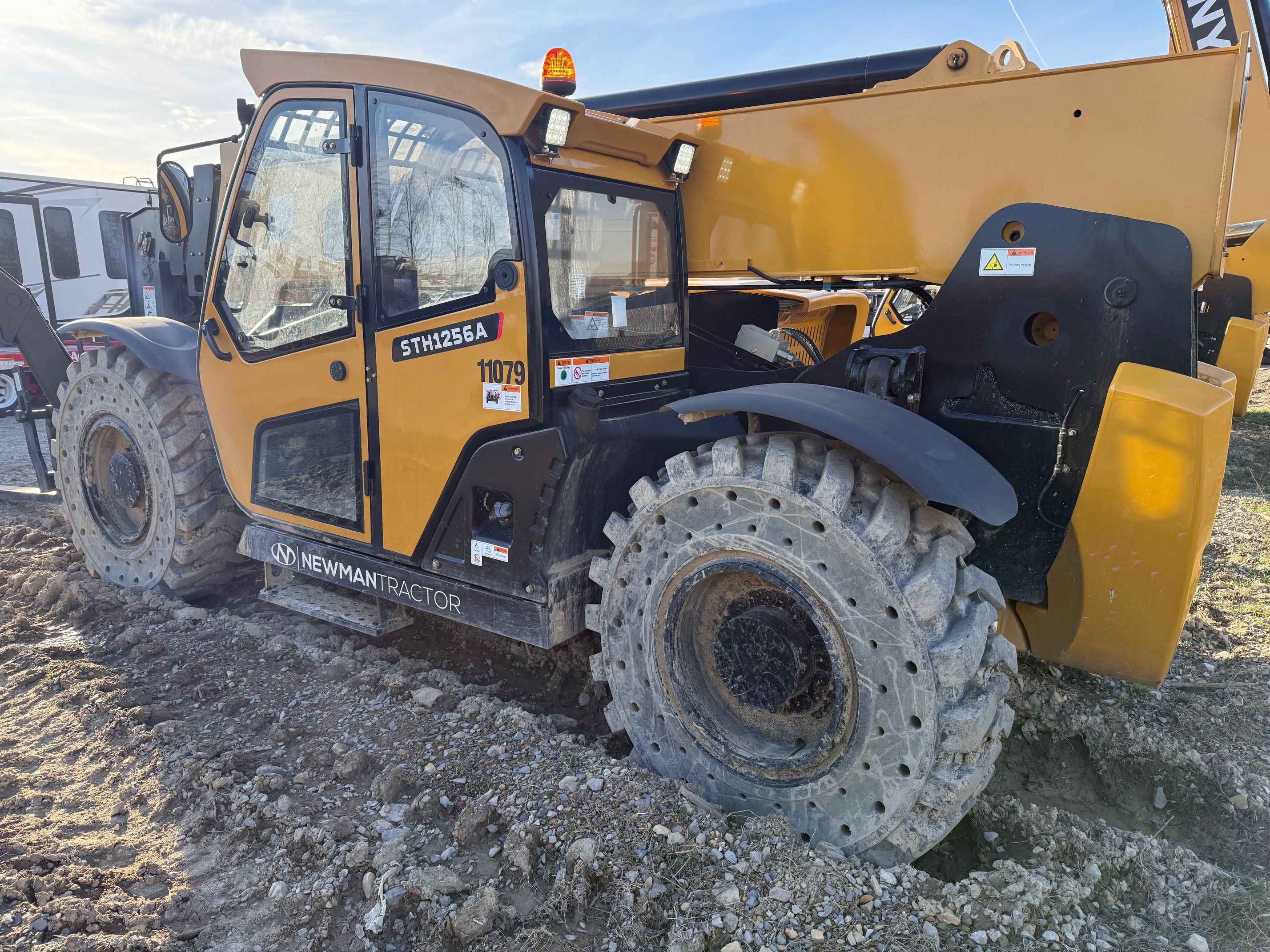 2023 SANY STH1256A-CAB Photo 2 Thumbnail