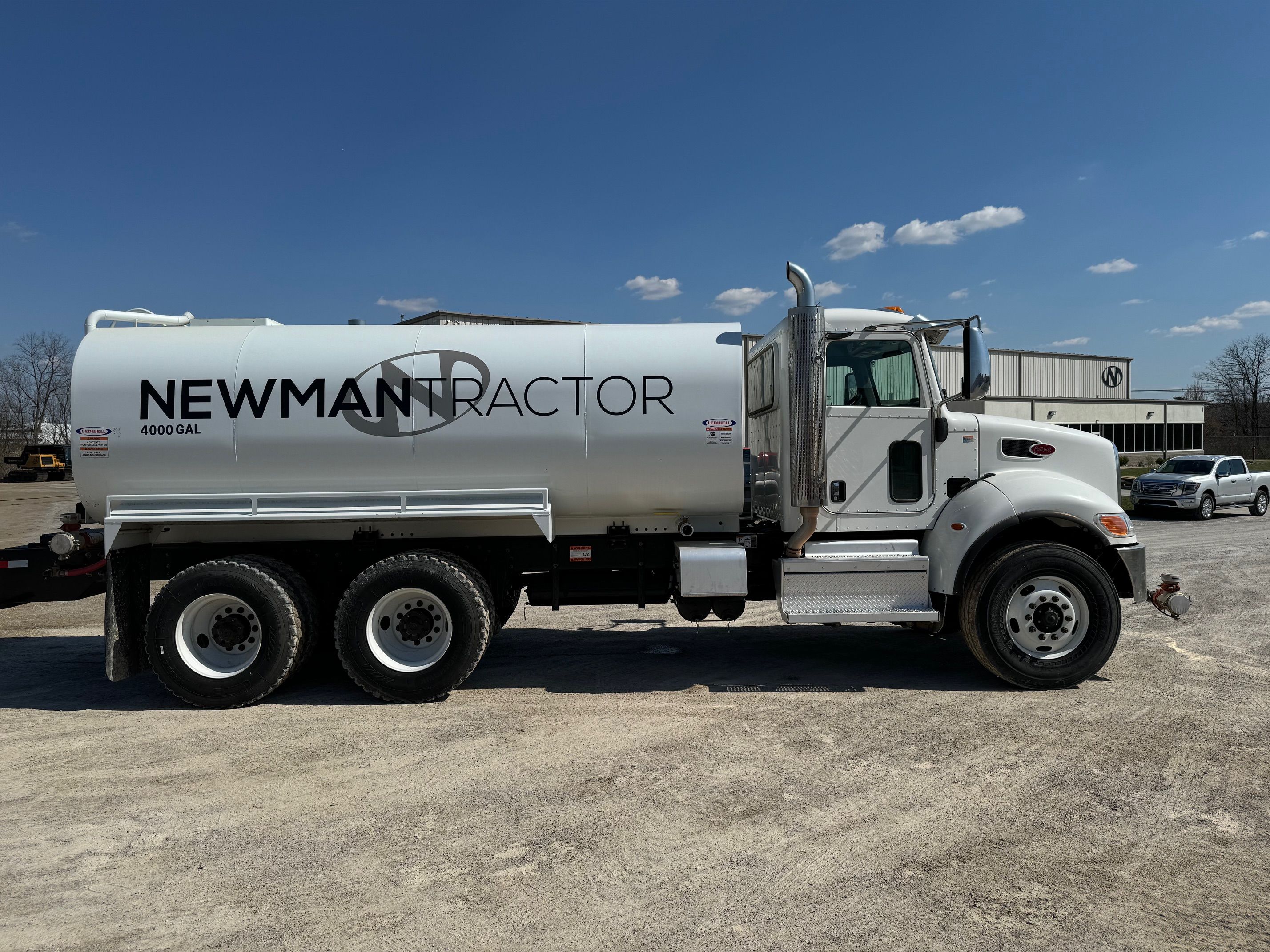 2022 PETERBILT 348 WATER Photo 5 Thumbnail