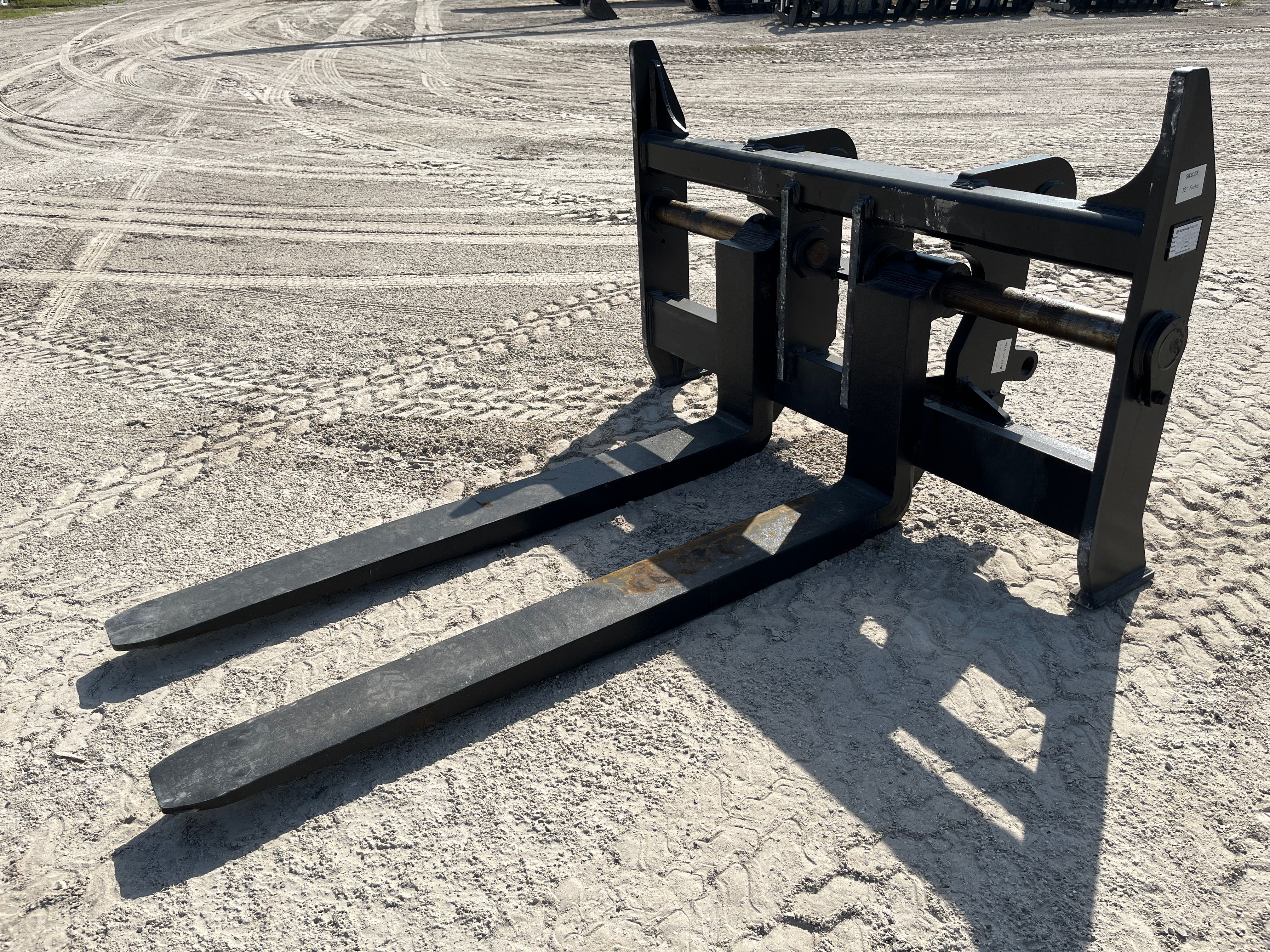 72" FORKS FOR JRB416 COUPLER Photo 1 Thumbnail