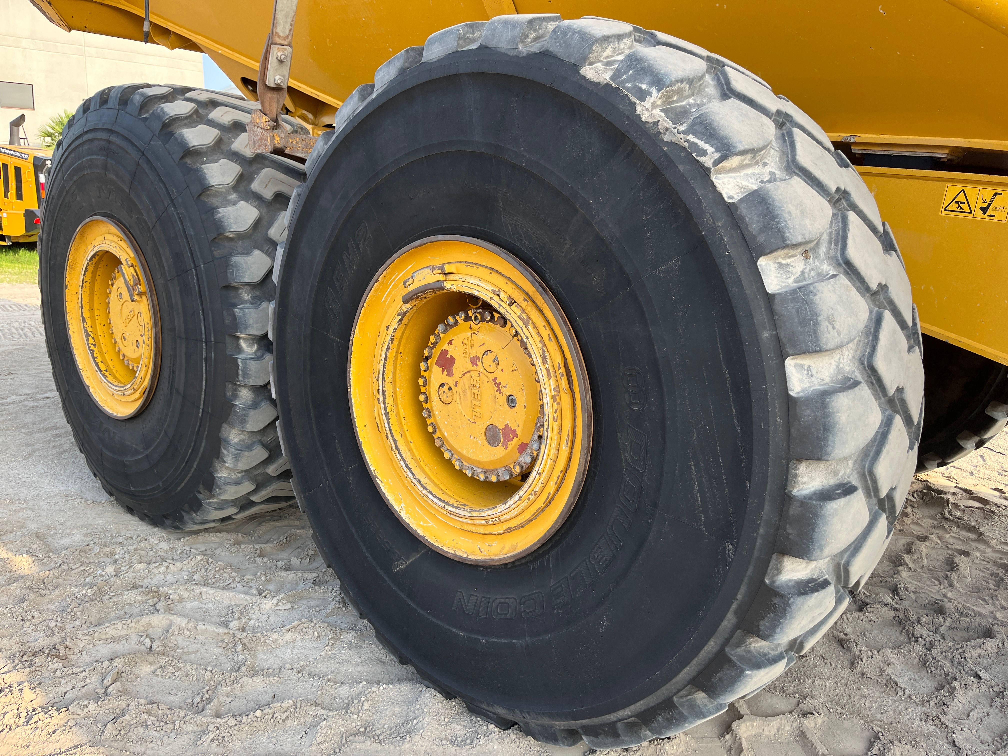 2021 BELL B45E Photo 15 Thumbnail