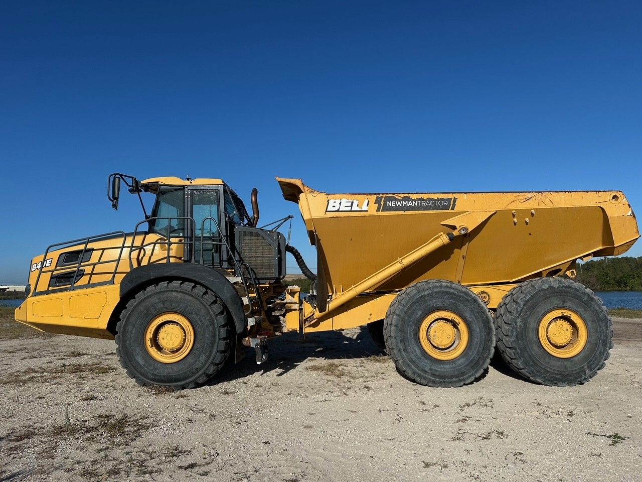 2018 BELL B40E Photo 2 Thumbnail