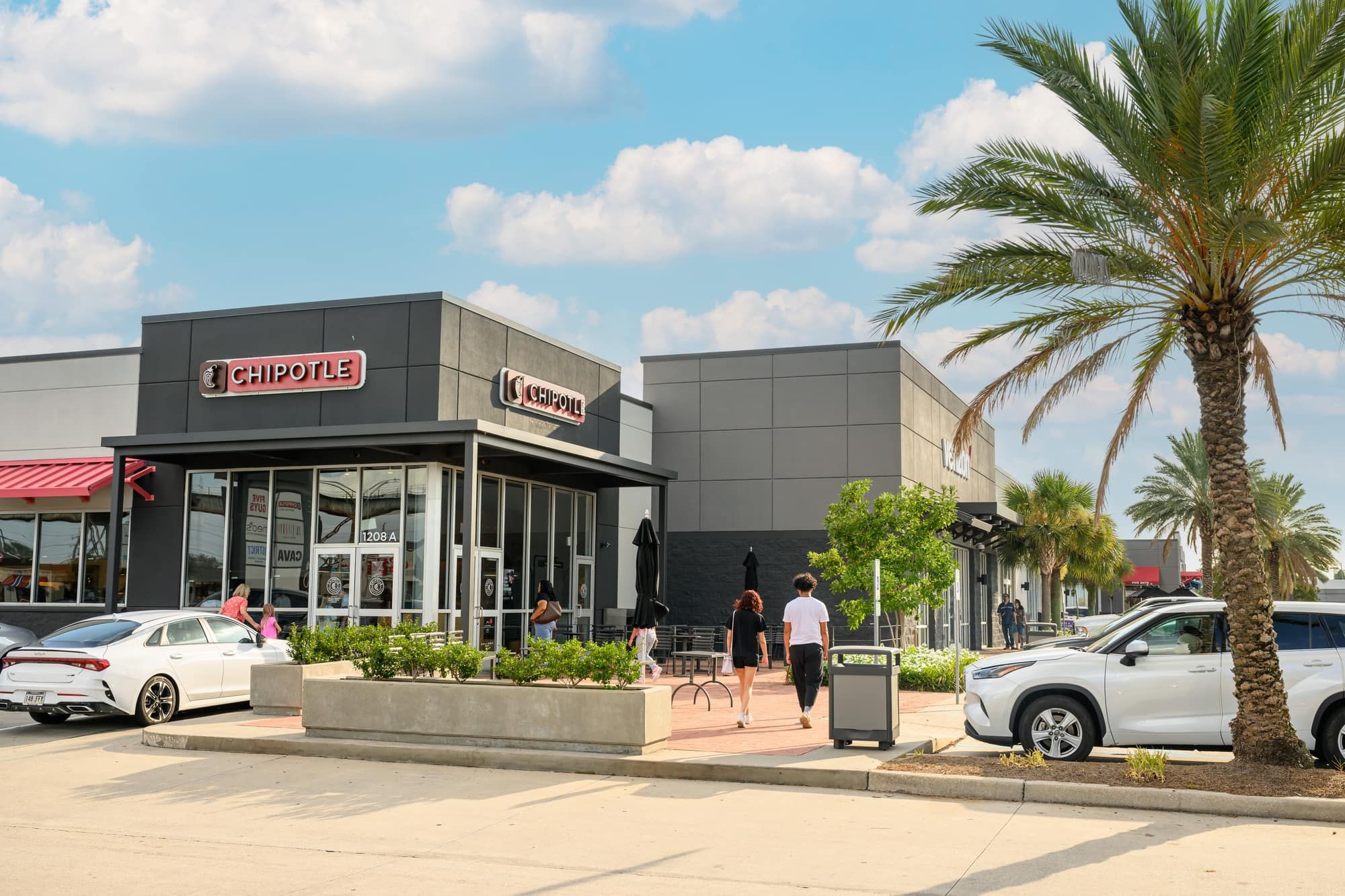 Chipotle on the Elmwood retail street