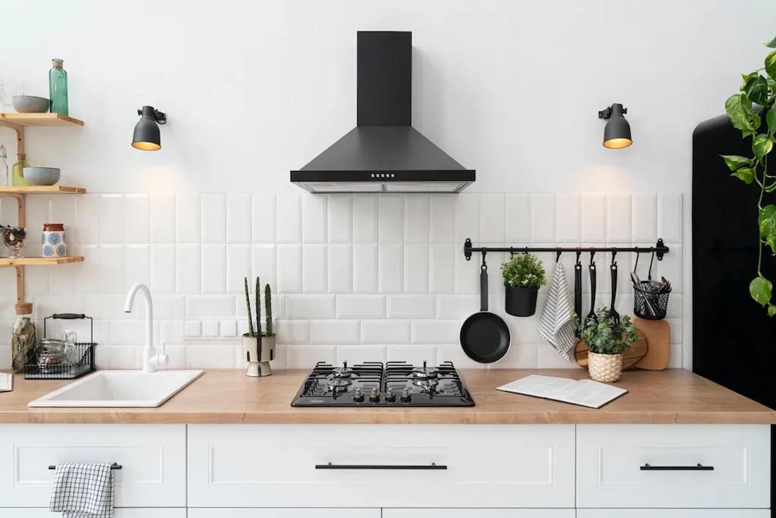 Kitchen Chimney Cleaning Tips Every Homeowner Should Know