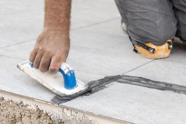 Grout Mixing Ratios: Prevent Pinholes & Cracks