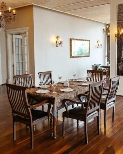 Wood Polishing Guide: Maintain Furniture and Wooden Doors
