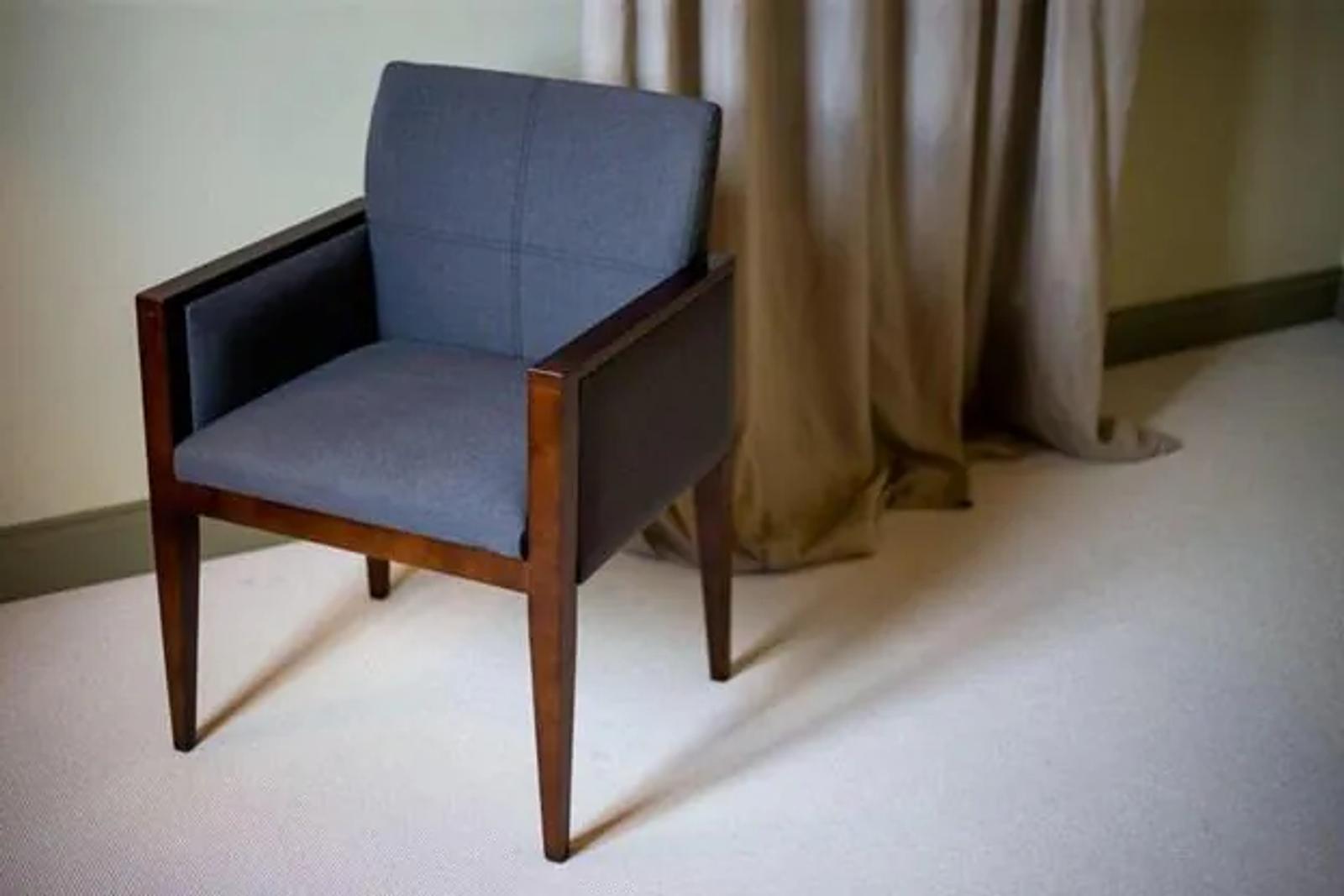Fabric vs Leather Chairs: Cleaning & Maintenance Guide