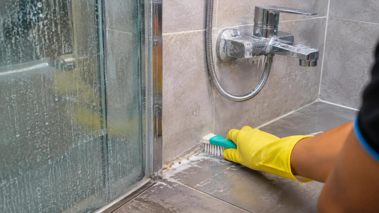 Bathroom Descaling Methods: Limescale, Hard Water and Marble