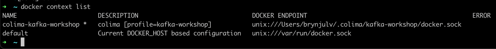 Et eksempel med bruk av docker context list for å bekrefte at aktiv docker-kontekst ble byttet