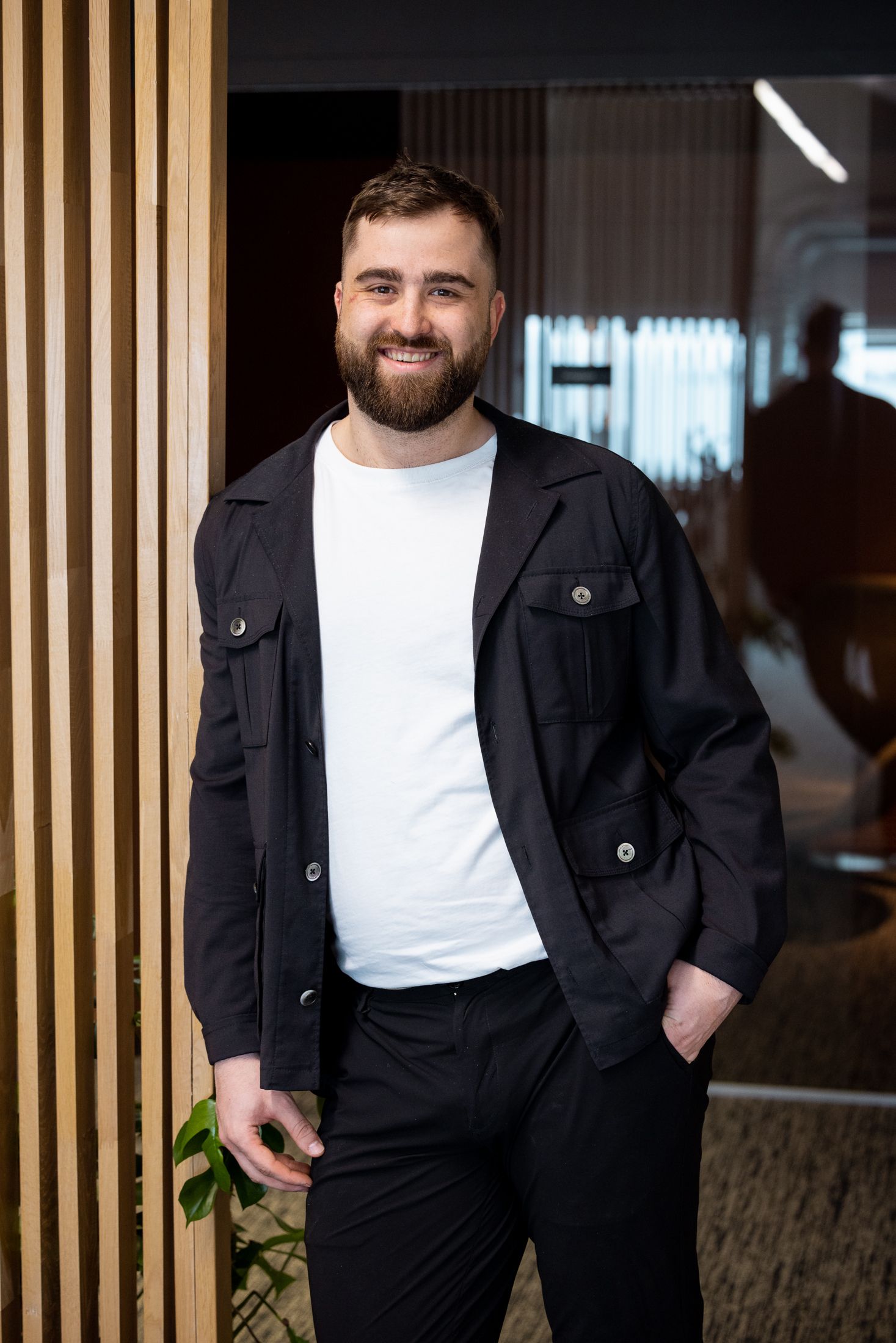 Leder faggruppen → Data Science & Maskinlæring  Musikken jeg vibecoder til →  Anbefaler alle å lese →   Jobber med akkurat nå →   Rosinbolle eller sjokoladebolle →