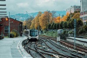 Bilde av T-bane - av Juup Schram på Unsplash