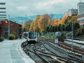 Bilde av T-bane - av Juup Schram på Unsplash