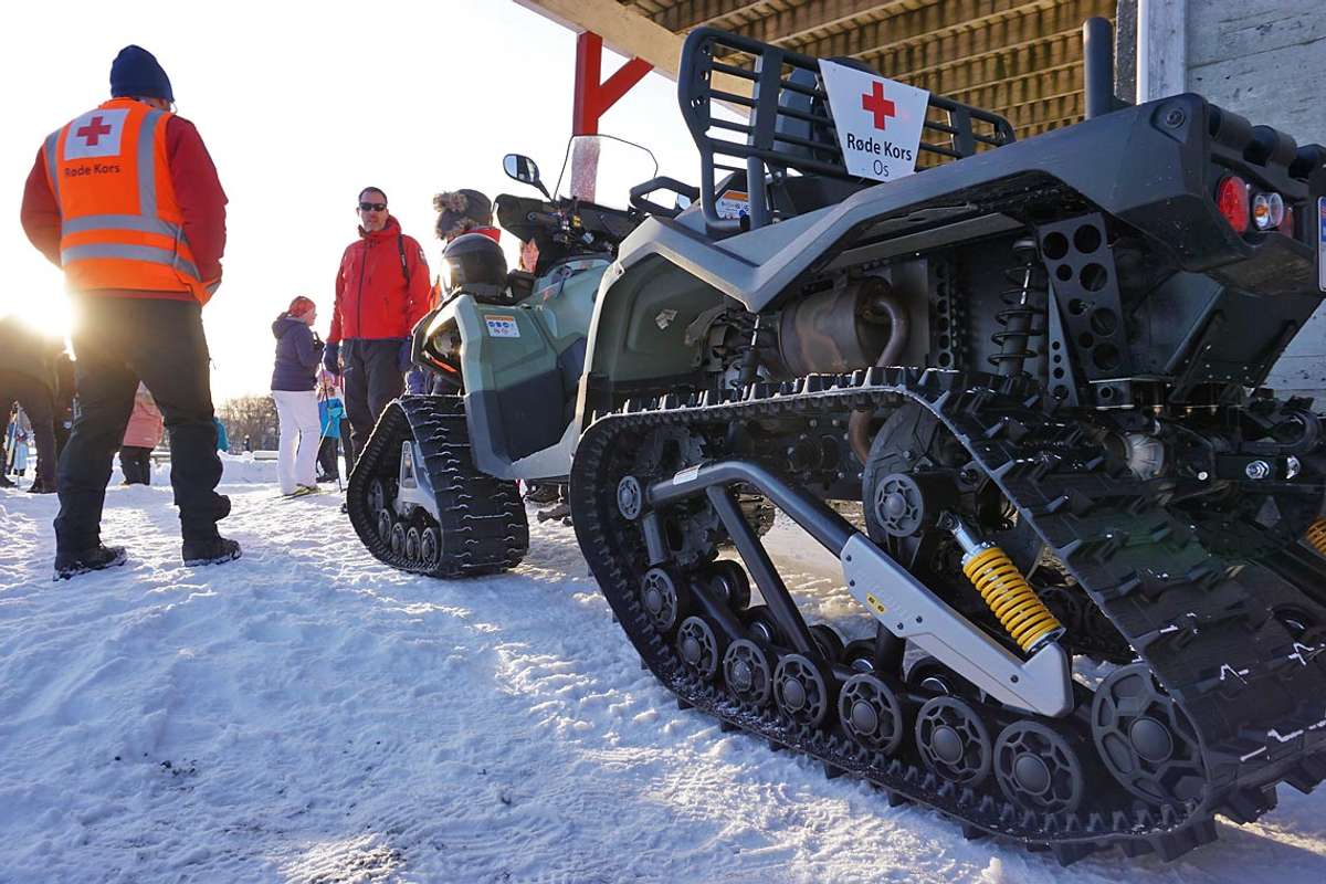 Neste ønskje er båreinnsats for pasienttransport. (Foto: KVB)
