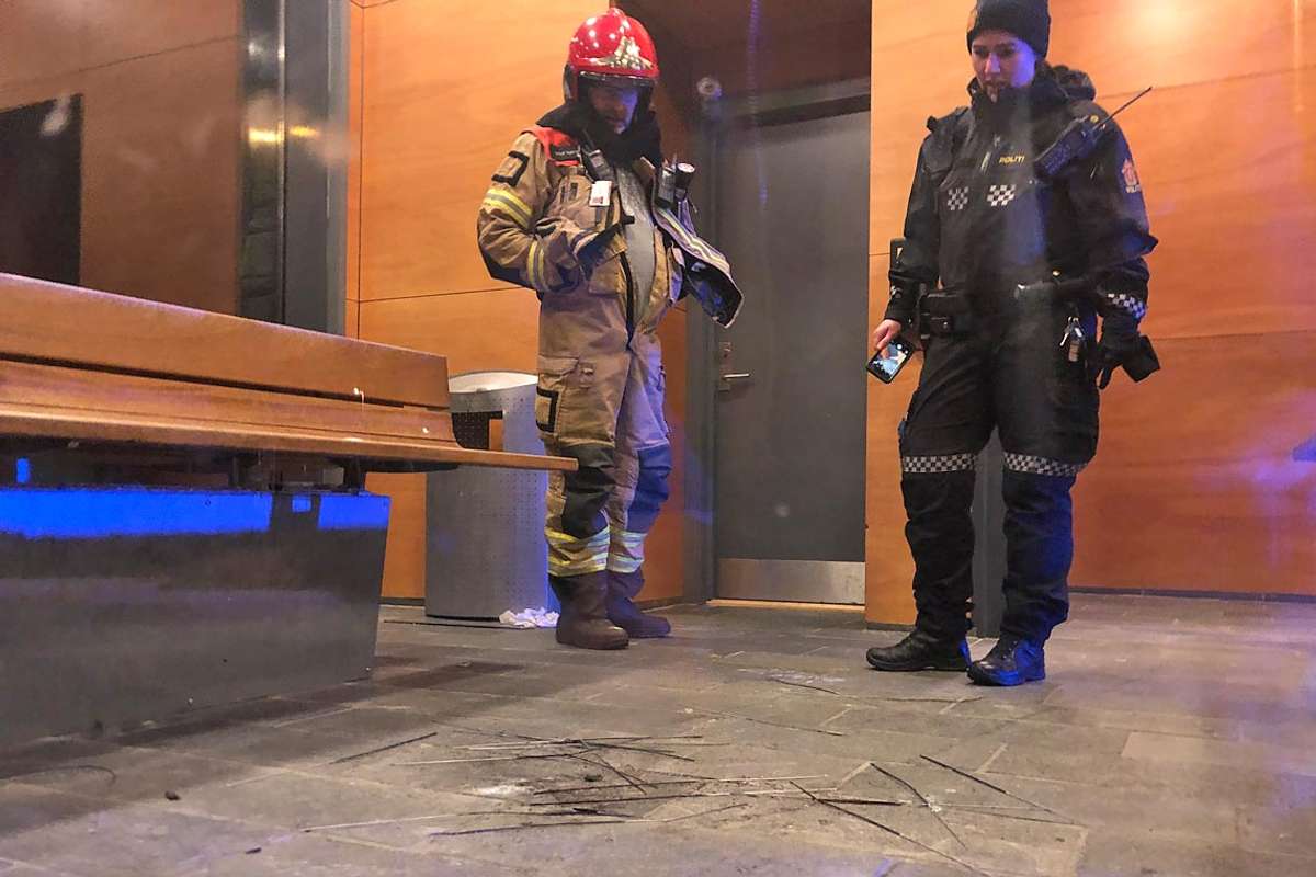Desse stjerneskota er truleg kjelda til røyken. Politiet søkte etter ungdomar i området etter utrykkinga. (Foto: KVB)