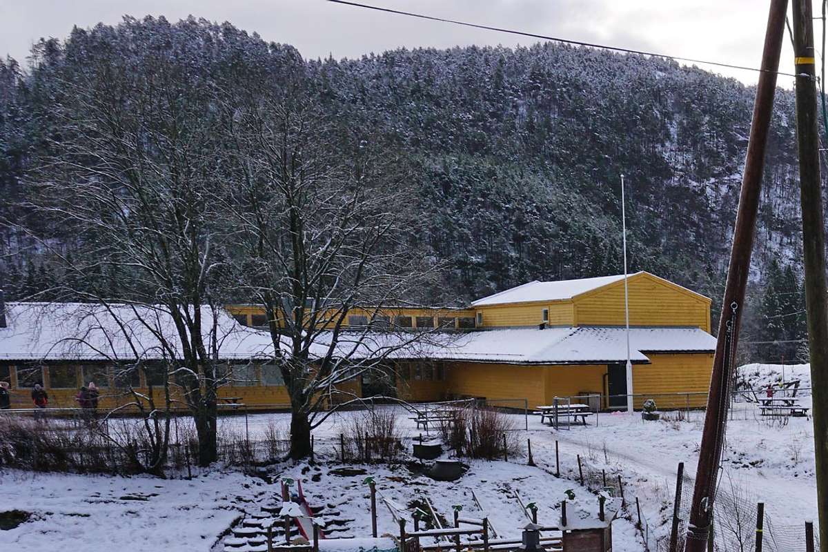Alle elevane sendt heim i Hegglandsdalen