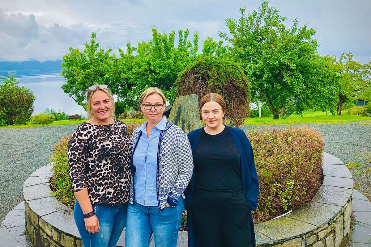 Dei tre eigarane i Bjørnafjorden Hotel AS, Iselin Borge, Vibeke Borgen og Anne Siri Vivås. (Foto: ØH)