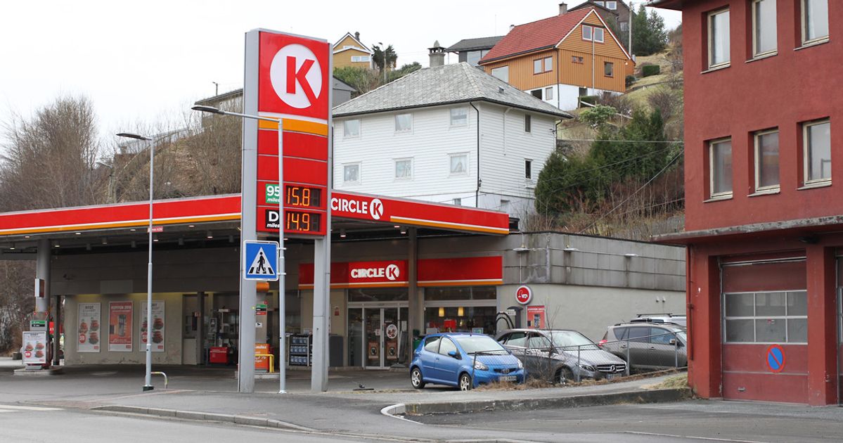 Skal Vekk I L pet Av Sommaren Midtsiden