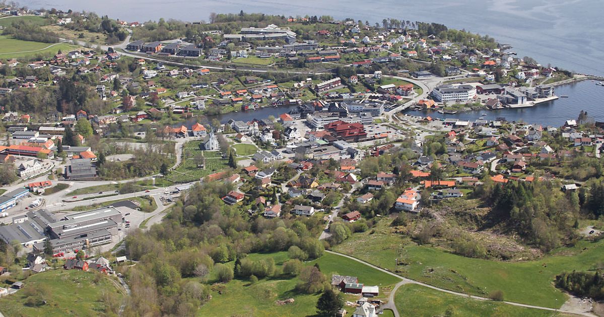 November 2017 Sal Av Eigedomar I Os Midtsiden