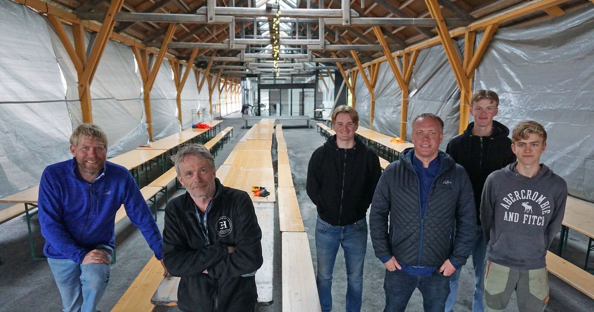 Ljus Riggar Riggar til oktoberfest med standup - Midtsiden