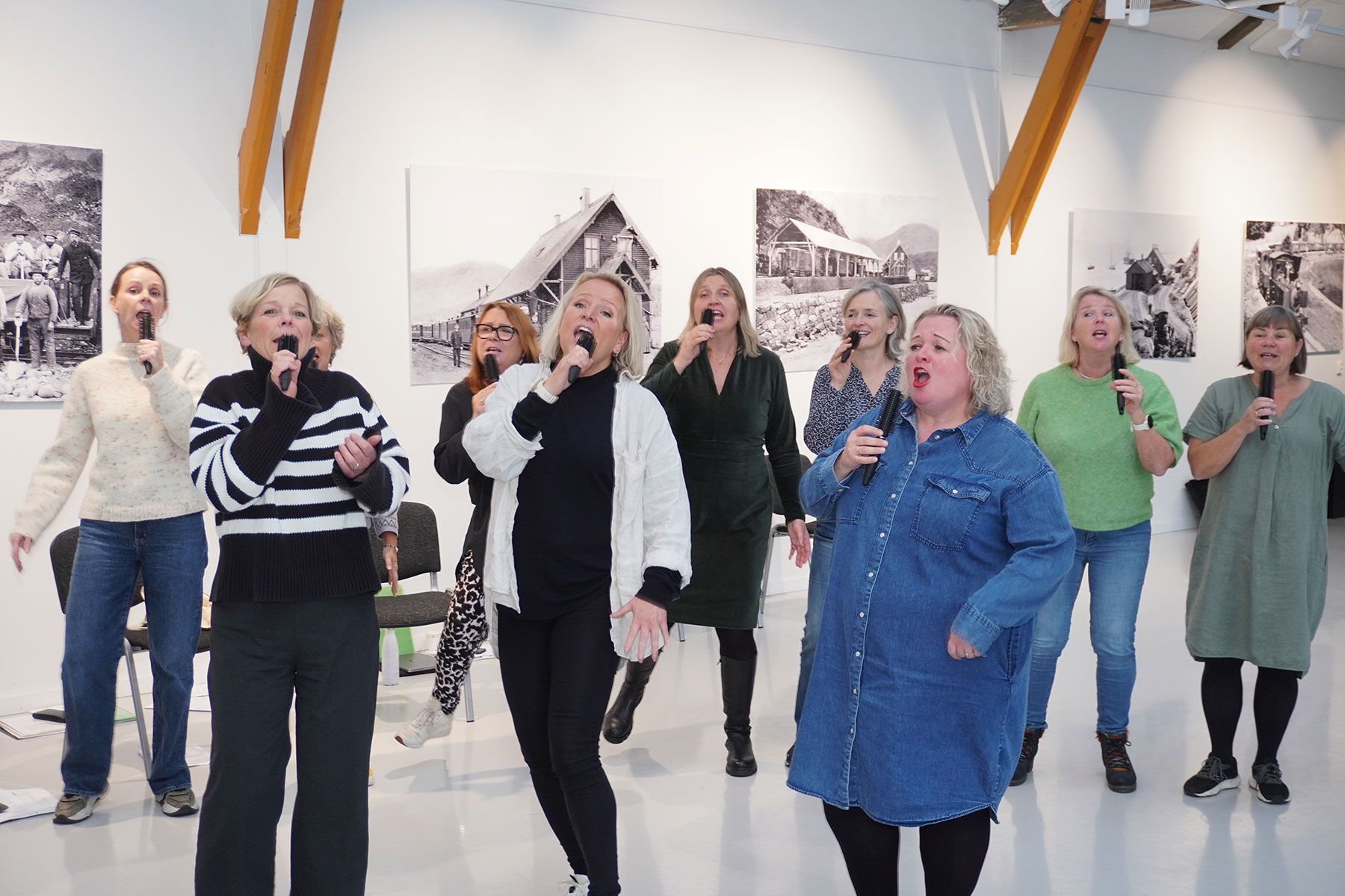 Eng yaxshi chuqur tomoq blowjob