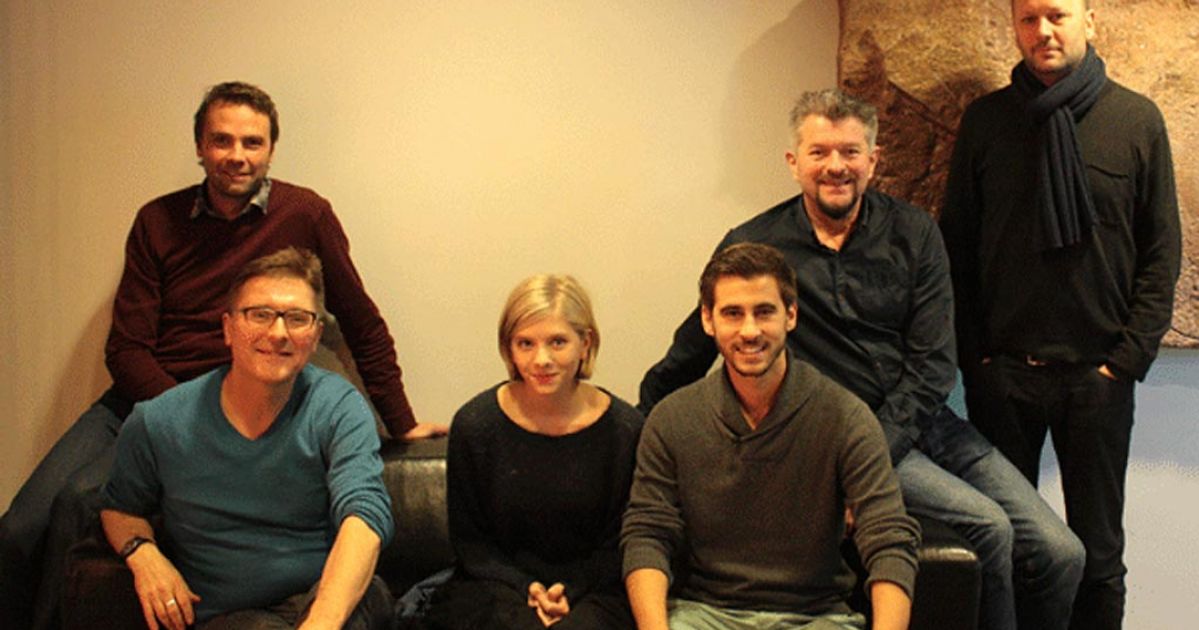 Aurora signerte med tysk forlag - Midtsiden